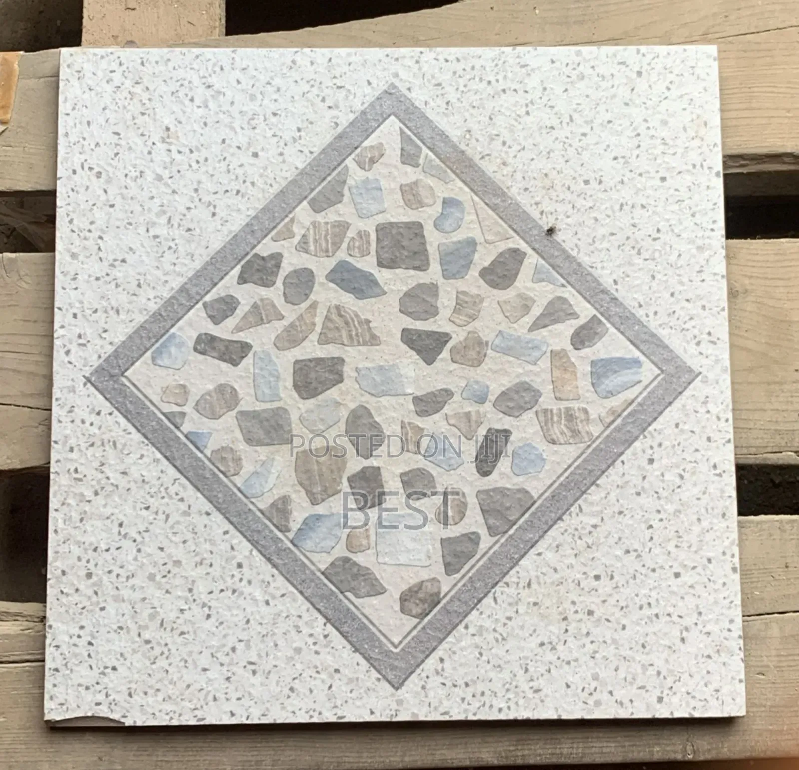Compound Floor Matt 40x40 Tiles