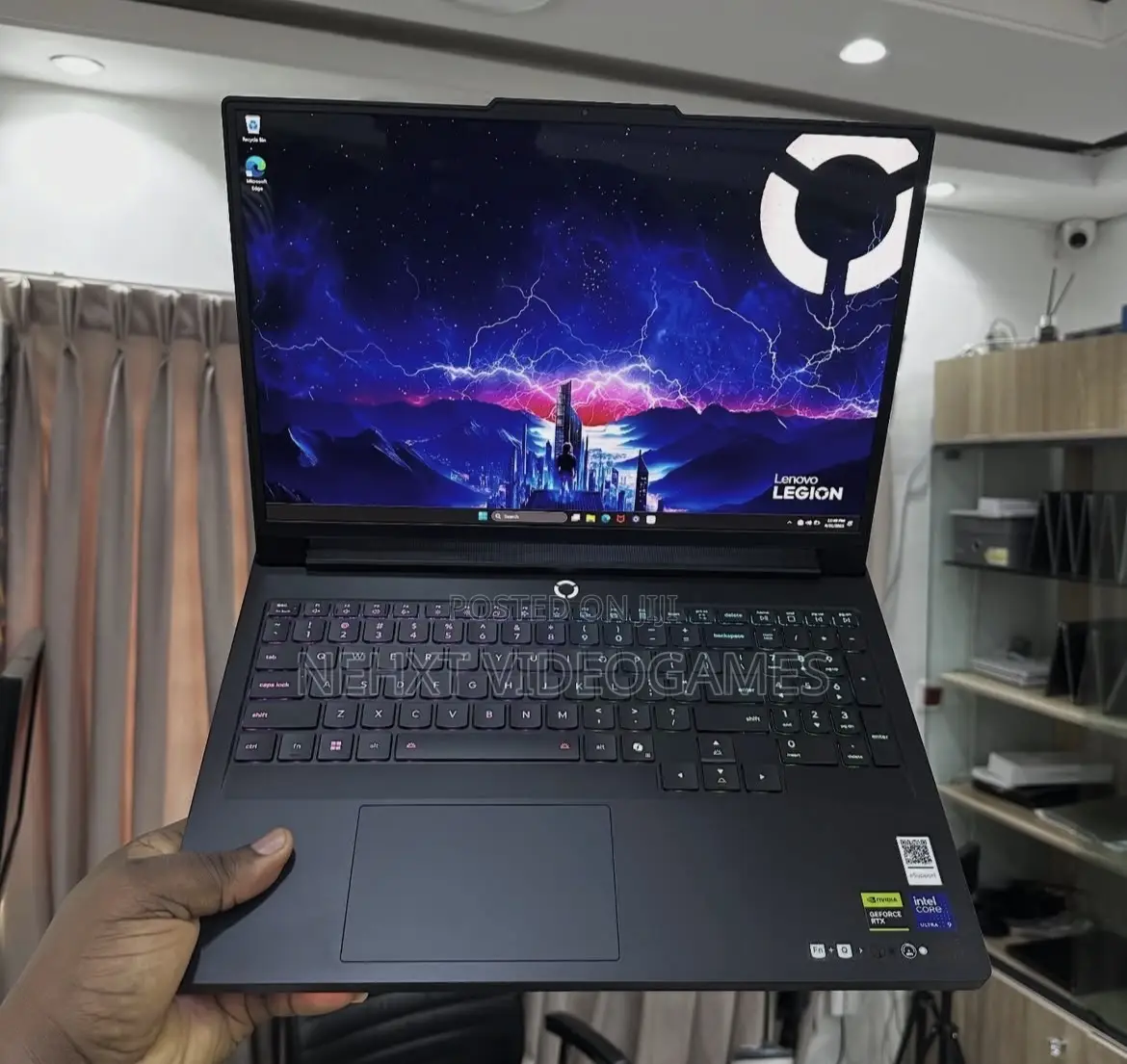 New Laptop Lenovo Legion 7 32GB Nvidia SSD 1T