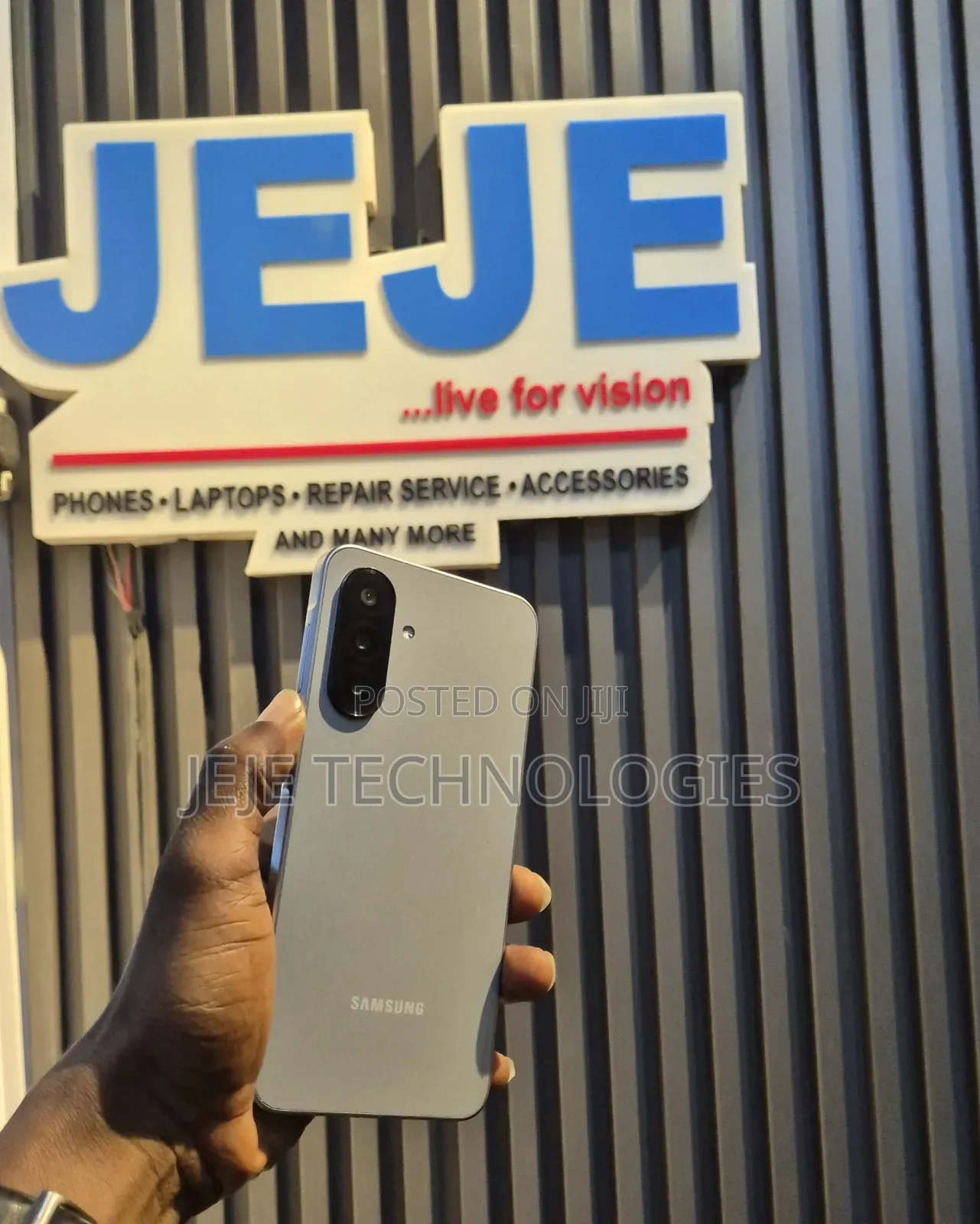 Samsung Galaxy A17 128 GB Gray
