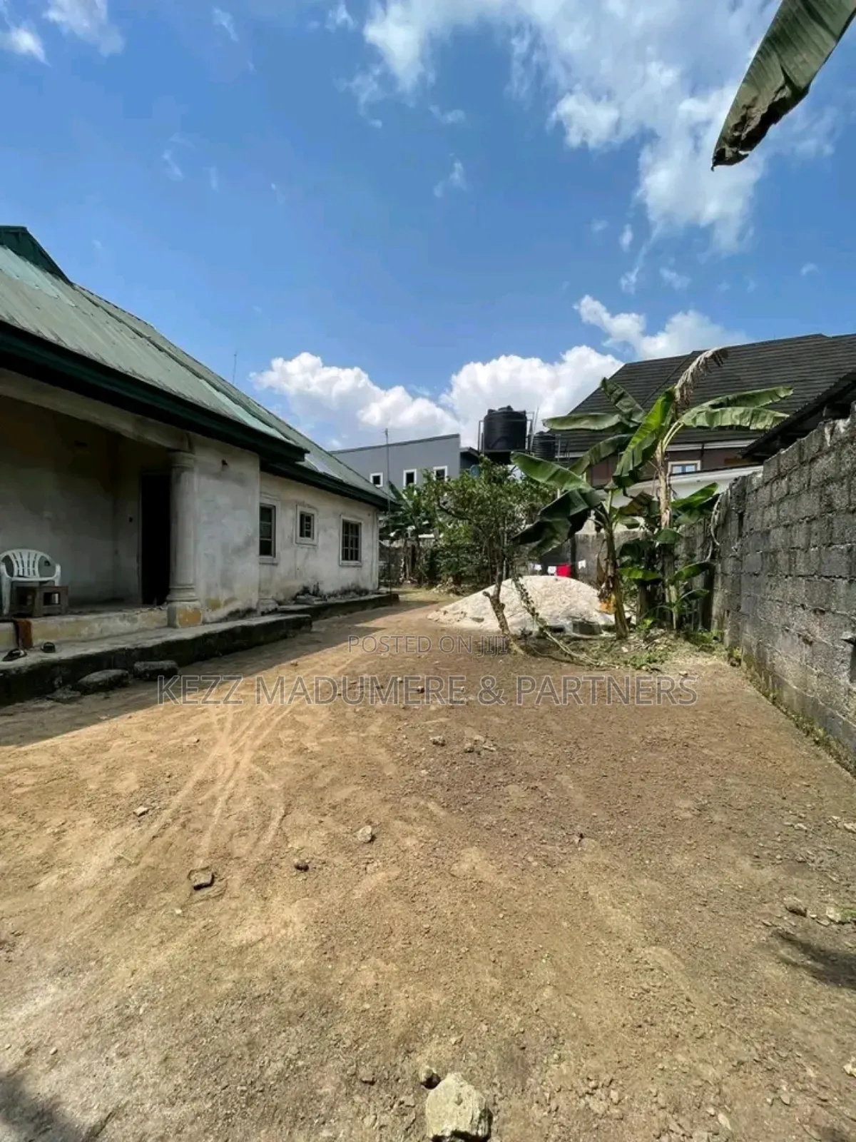 3bdrm Bungalow in Eneka, Port Harcourt for sale