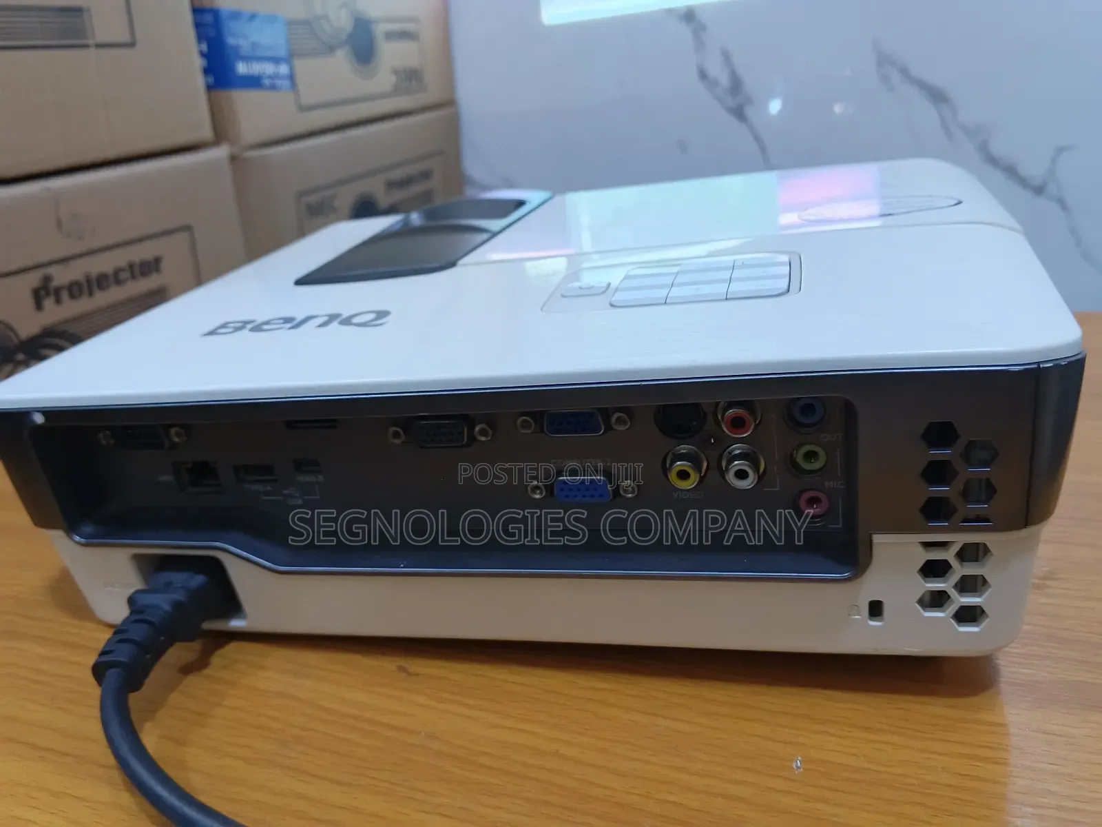 Benq Mx711 3200 Lumens Xga 3d Ready Dlp Projector