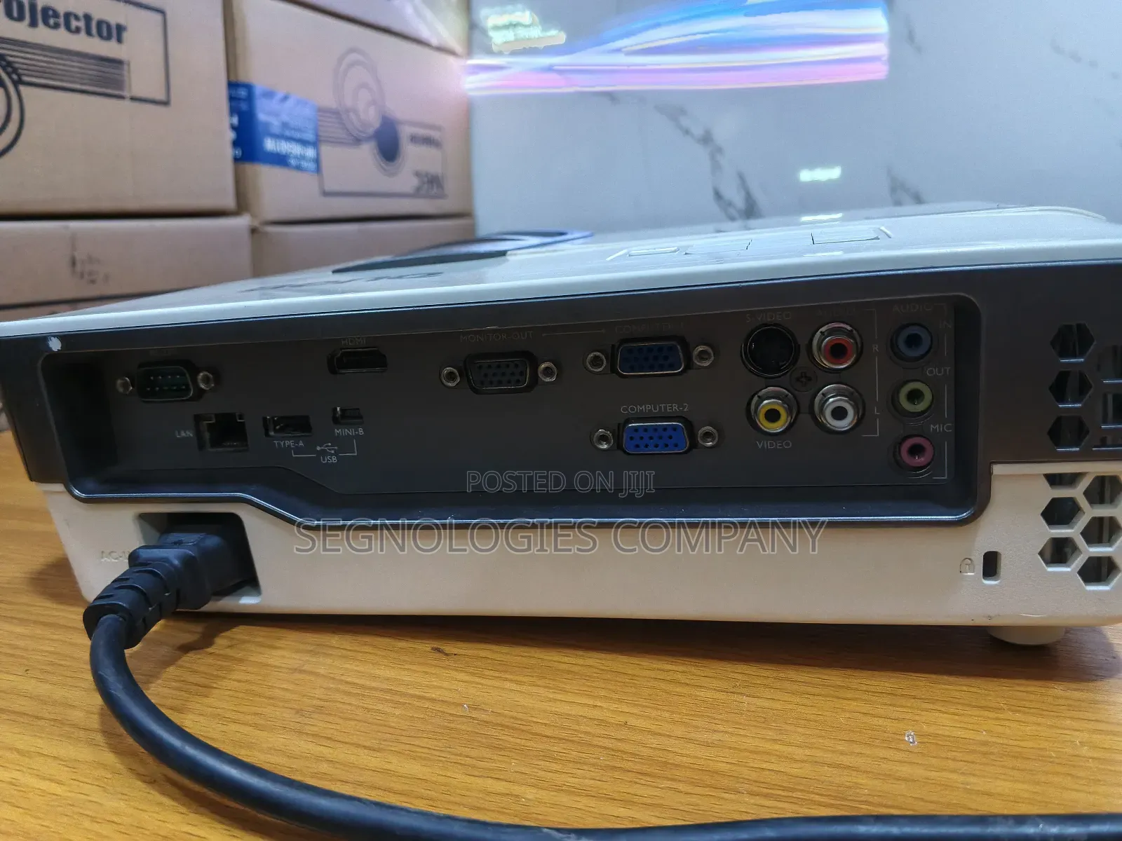 Benq Mx711 3200 Lumens Xga 3d Ready Dlp Projector