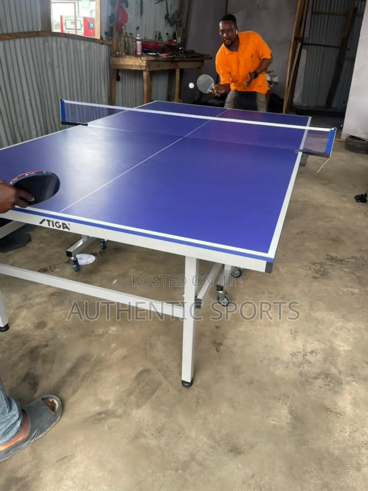 Stiga Waterproof Outdoor Table Tennis Board With 2bats