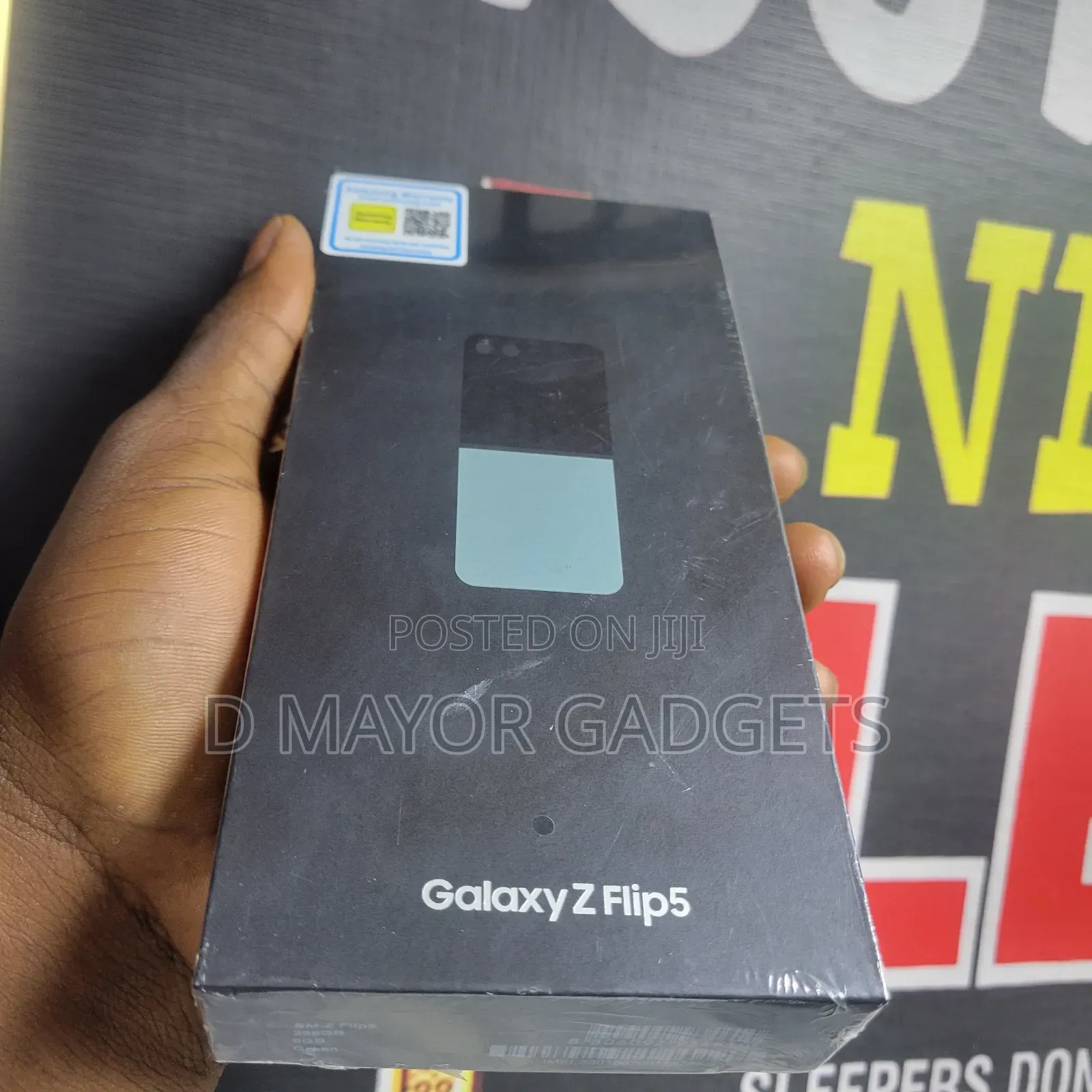 New Samsung Galaxy Z Flip 5 256 GB