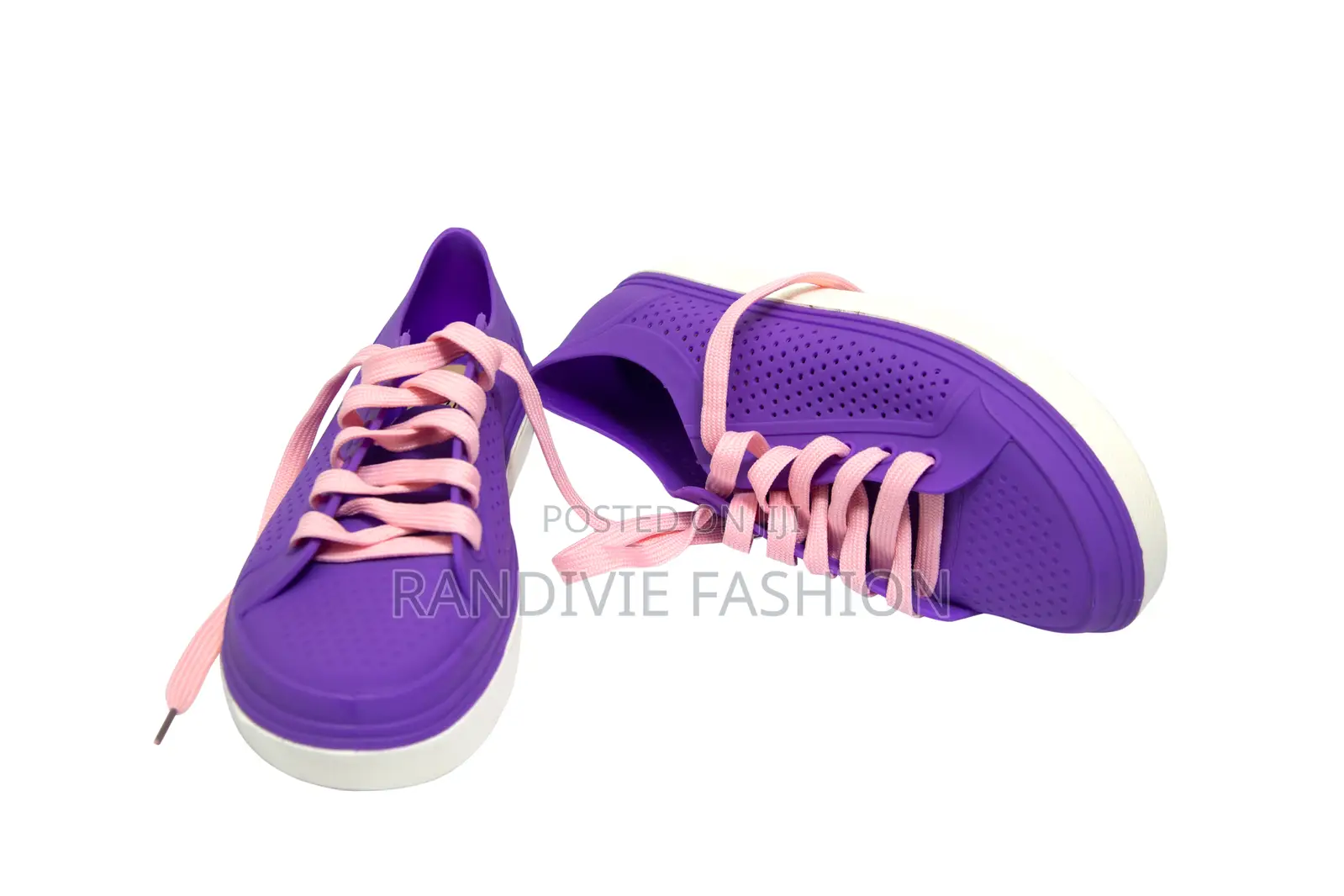 Pretty Zulu Sneakers