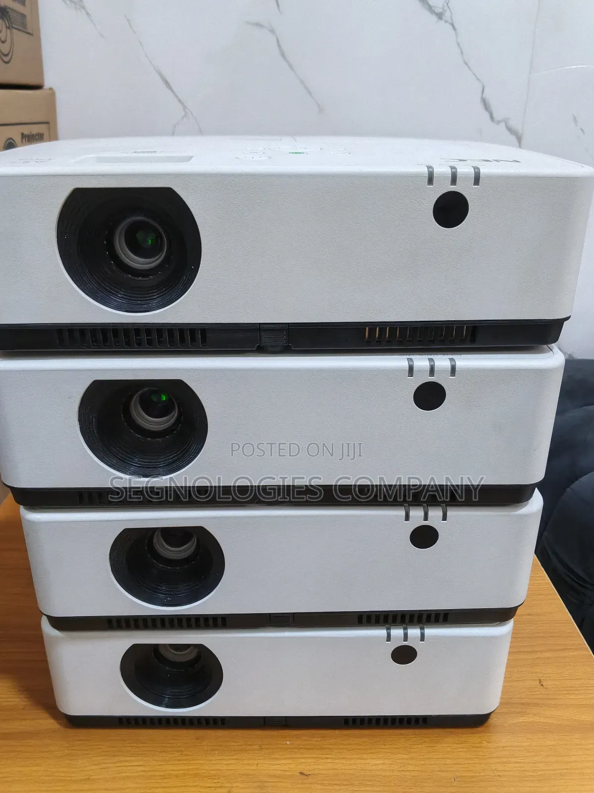 Nec Np-mc372x 3700 Lumens 3lcd Bright Projector