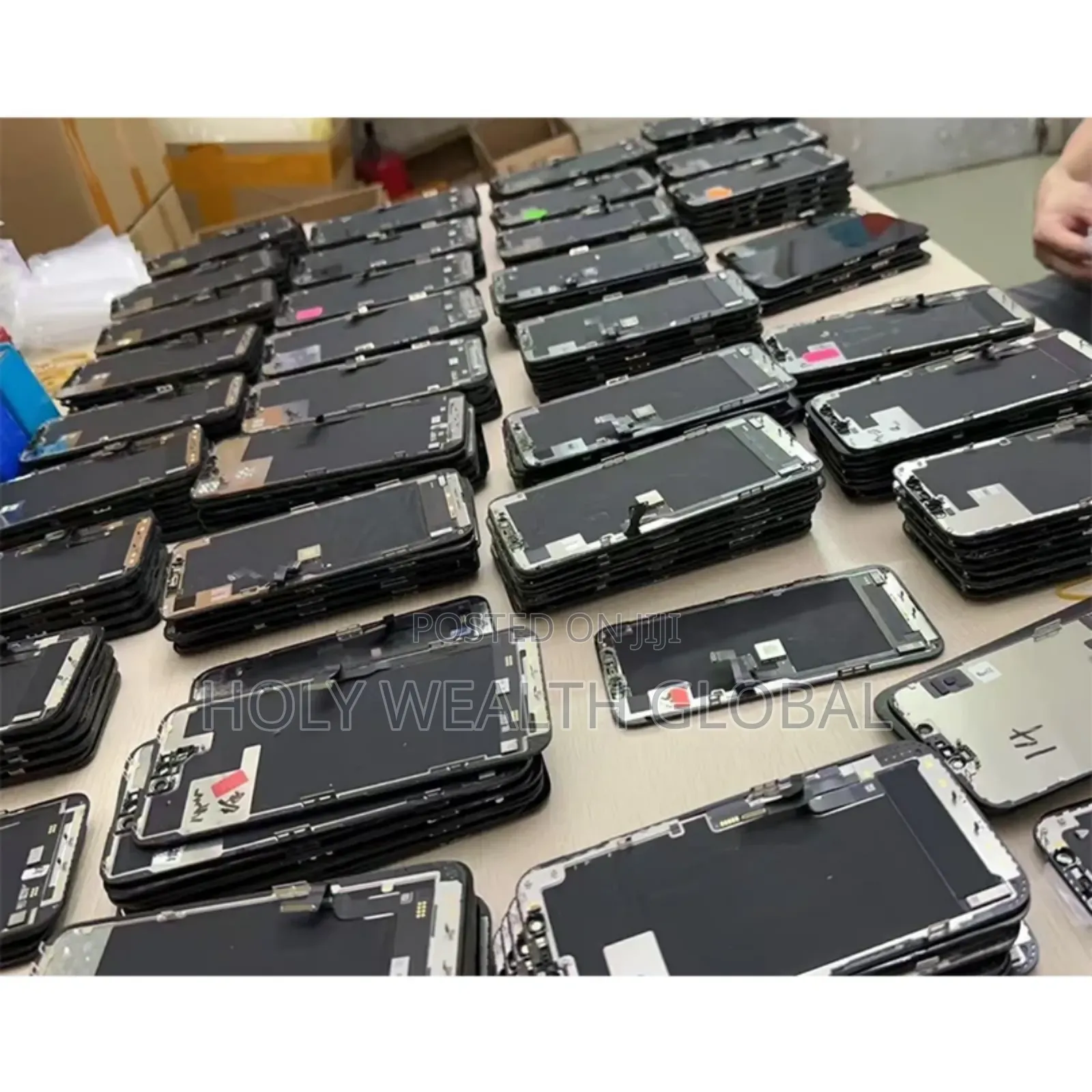 Professional Phone Technician With Machine