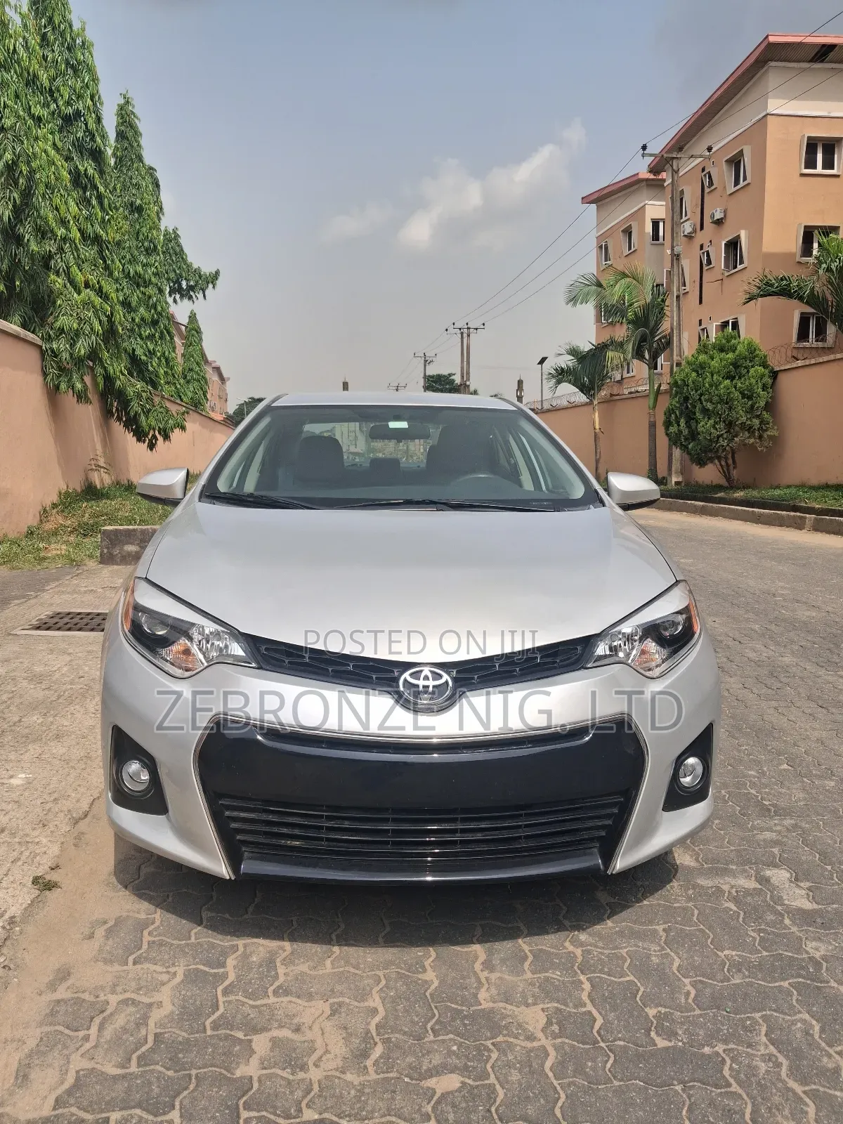 Toyota Corolla 2015 Silver