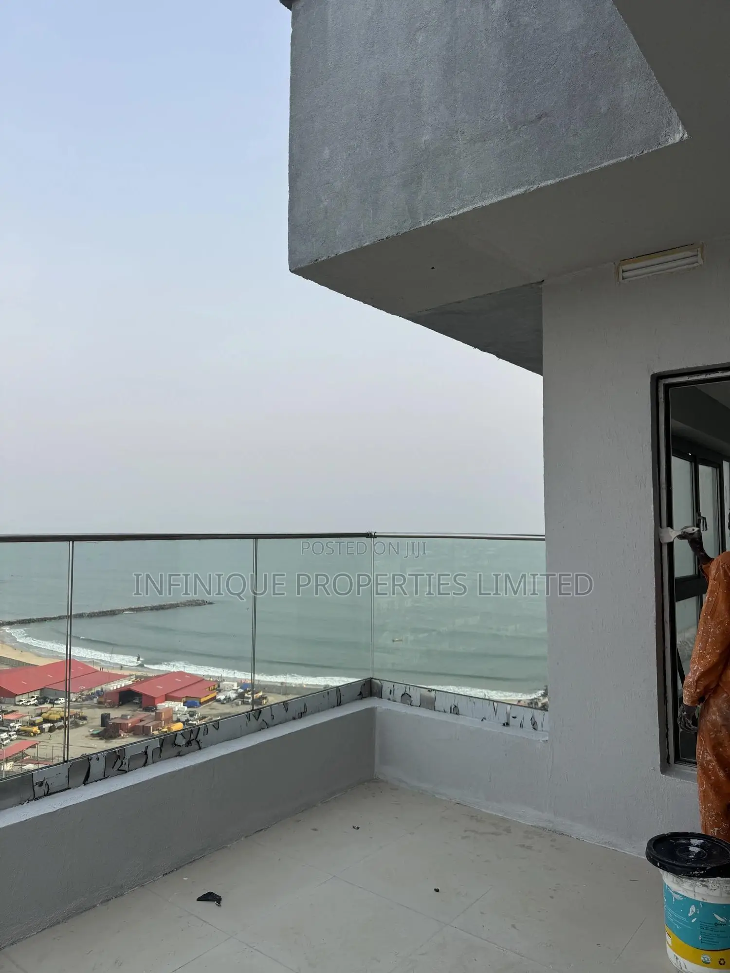 4bdrm Maisonette in Blue Waters, Victoria Island Extension for rent