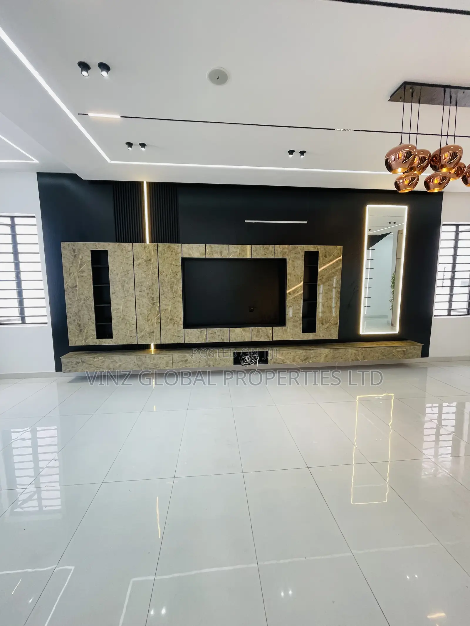 5bdrm Duplex in Lekki for sale