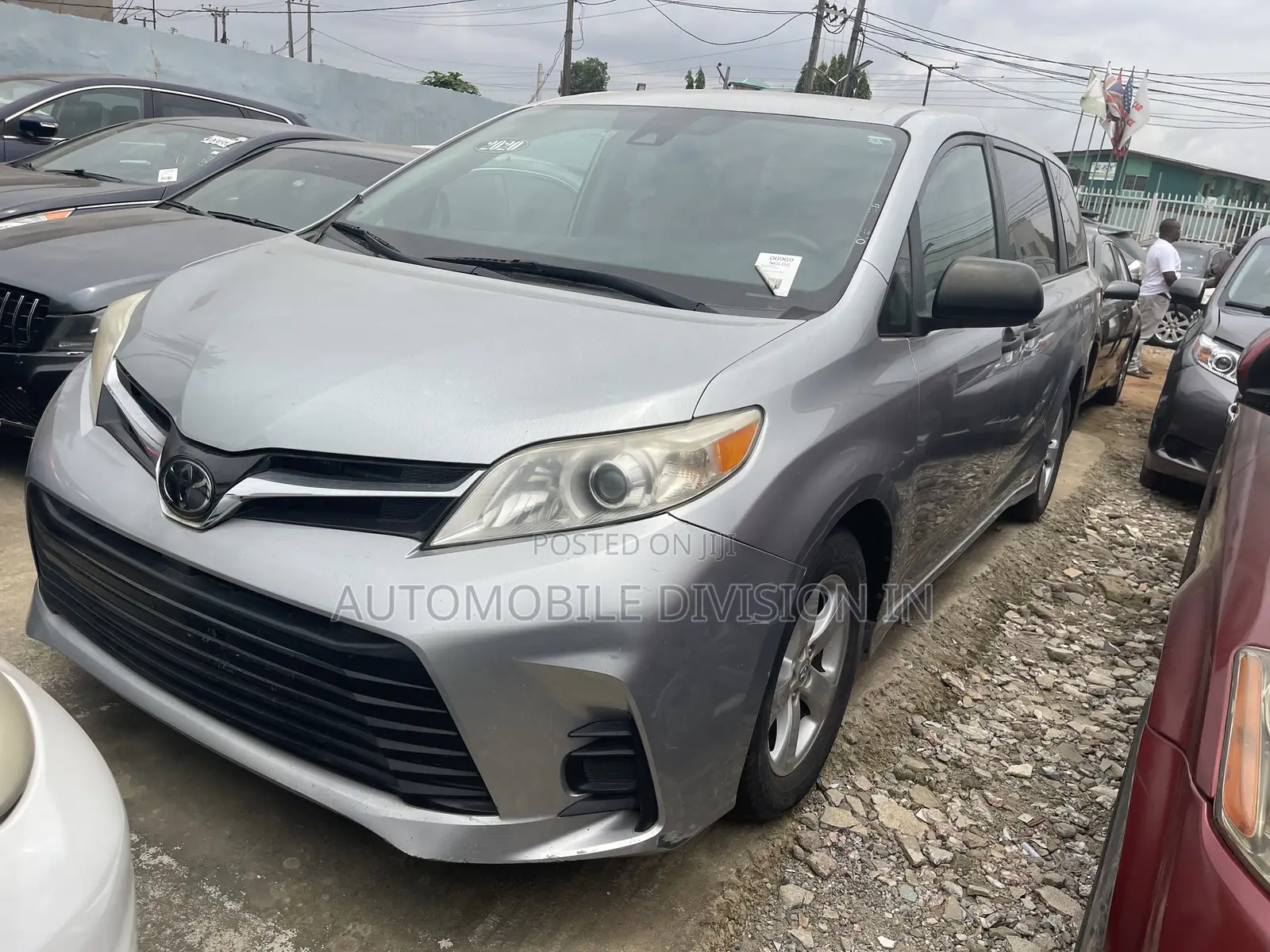 Toyota Sienna 2020 Silver