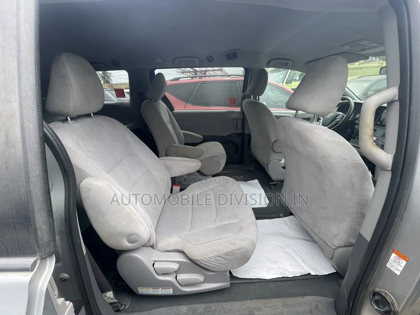 Toyota Sienna 2020 Silver
