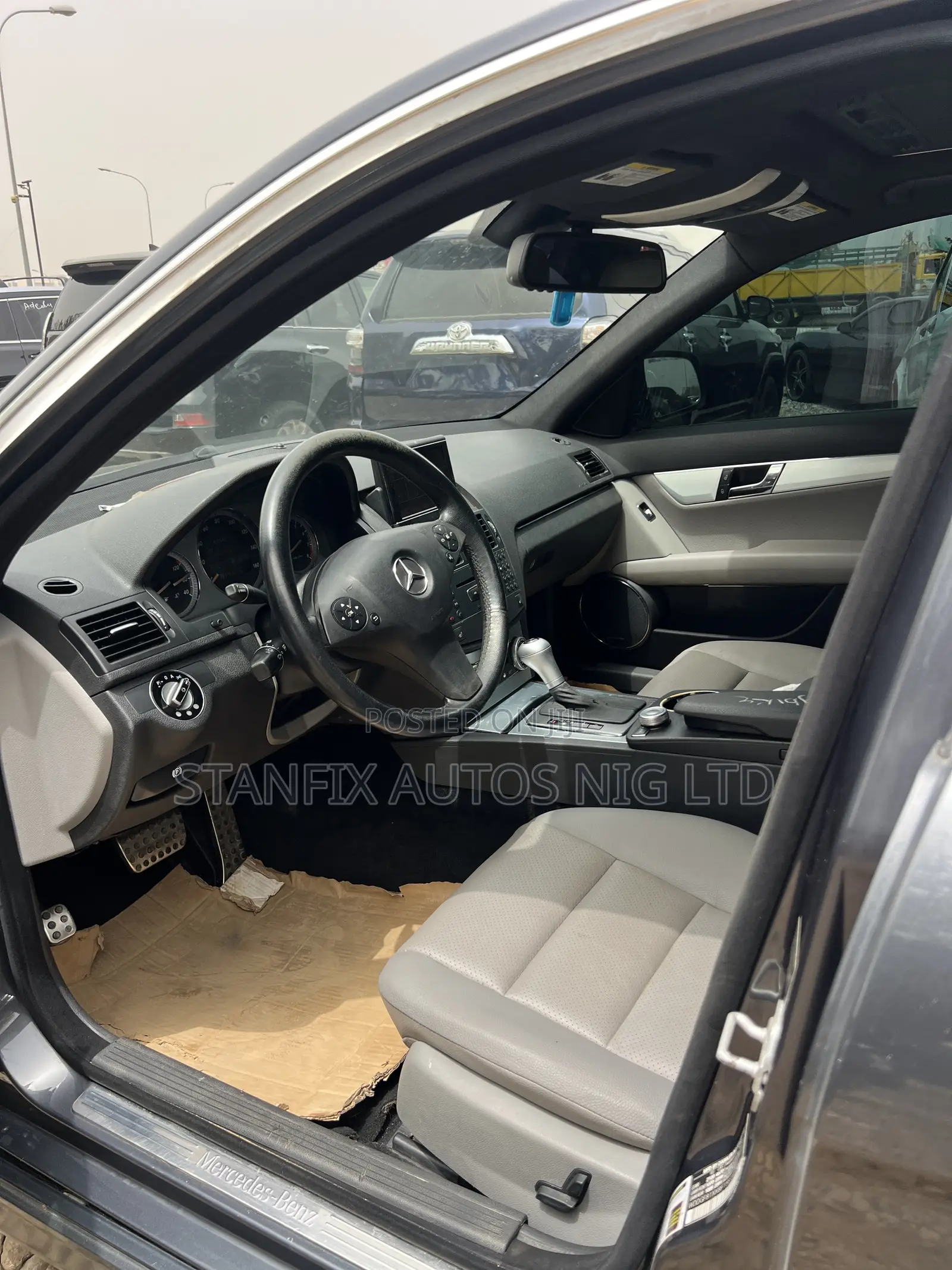 Mercedes-Benz C300 2008 Blue