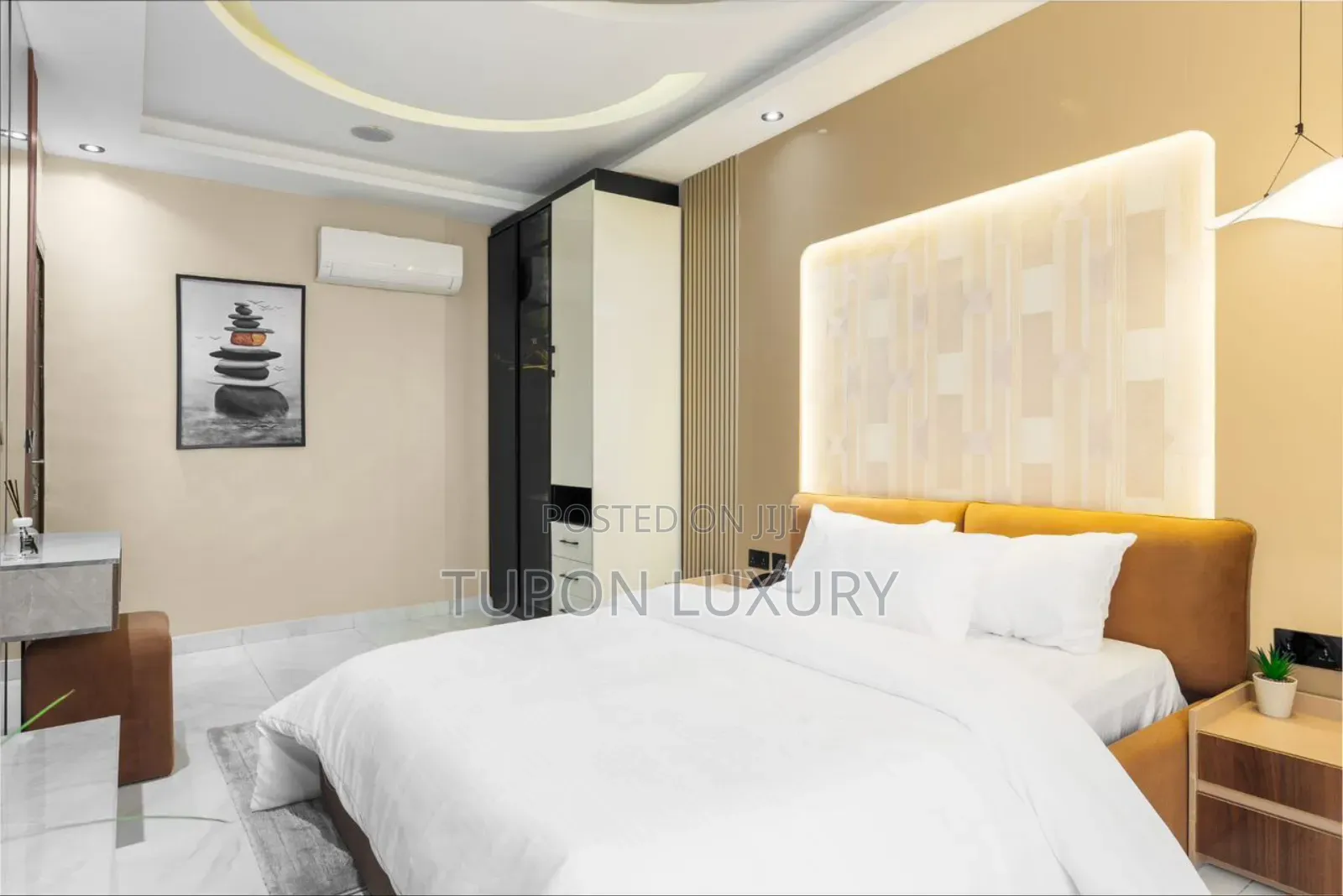 3 Bedroom With Private Cinema, Pool, Gym, Karaoke Etc