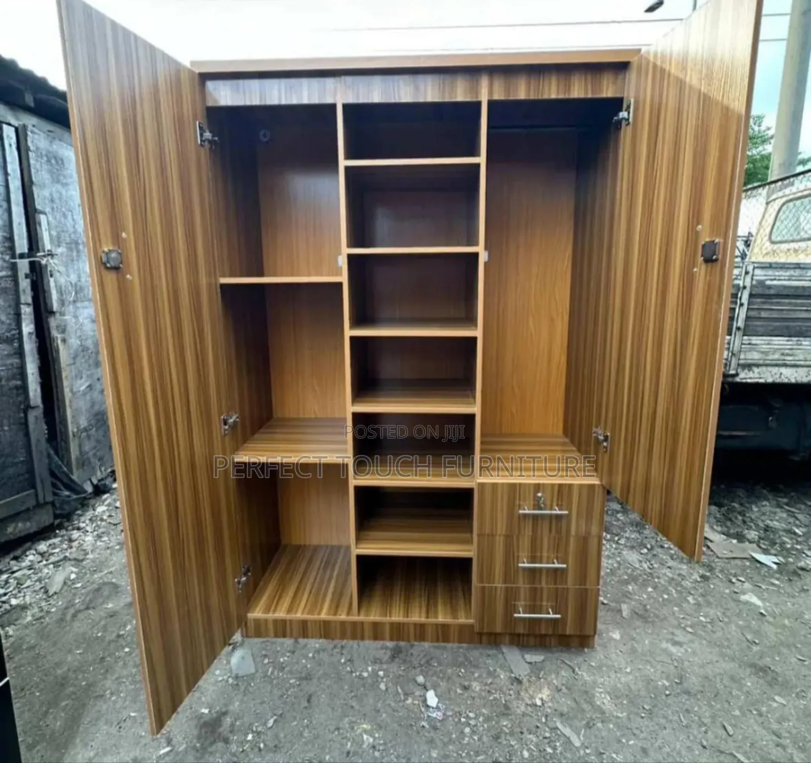 5feet by 6feet Wardrobe