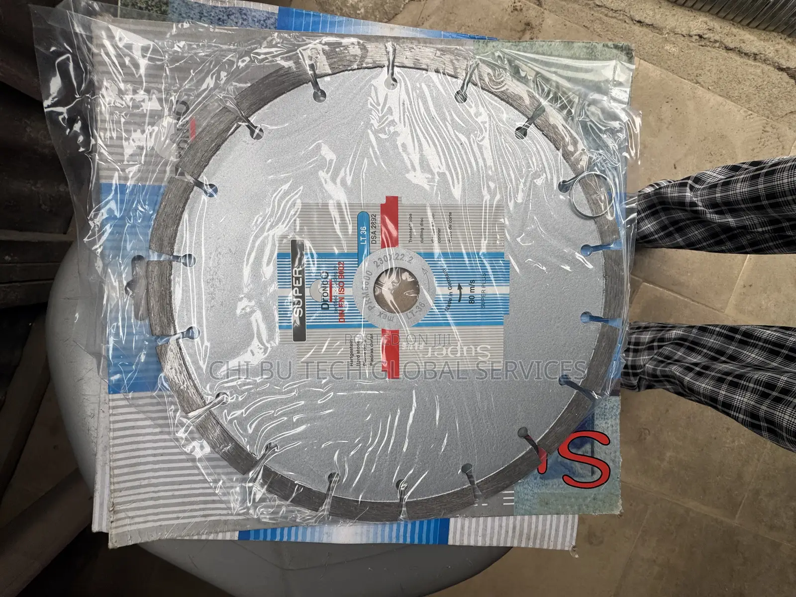 Segmented Diamond Cutting Disc.