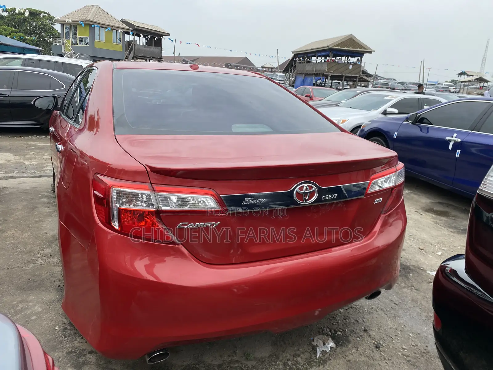Toyota Camry SE 4dr Sedan w/Prod. End 11/13 (3.5L 6cyl 6A) 2014 Red