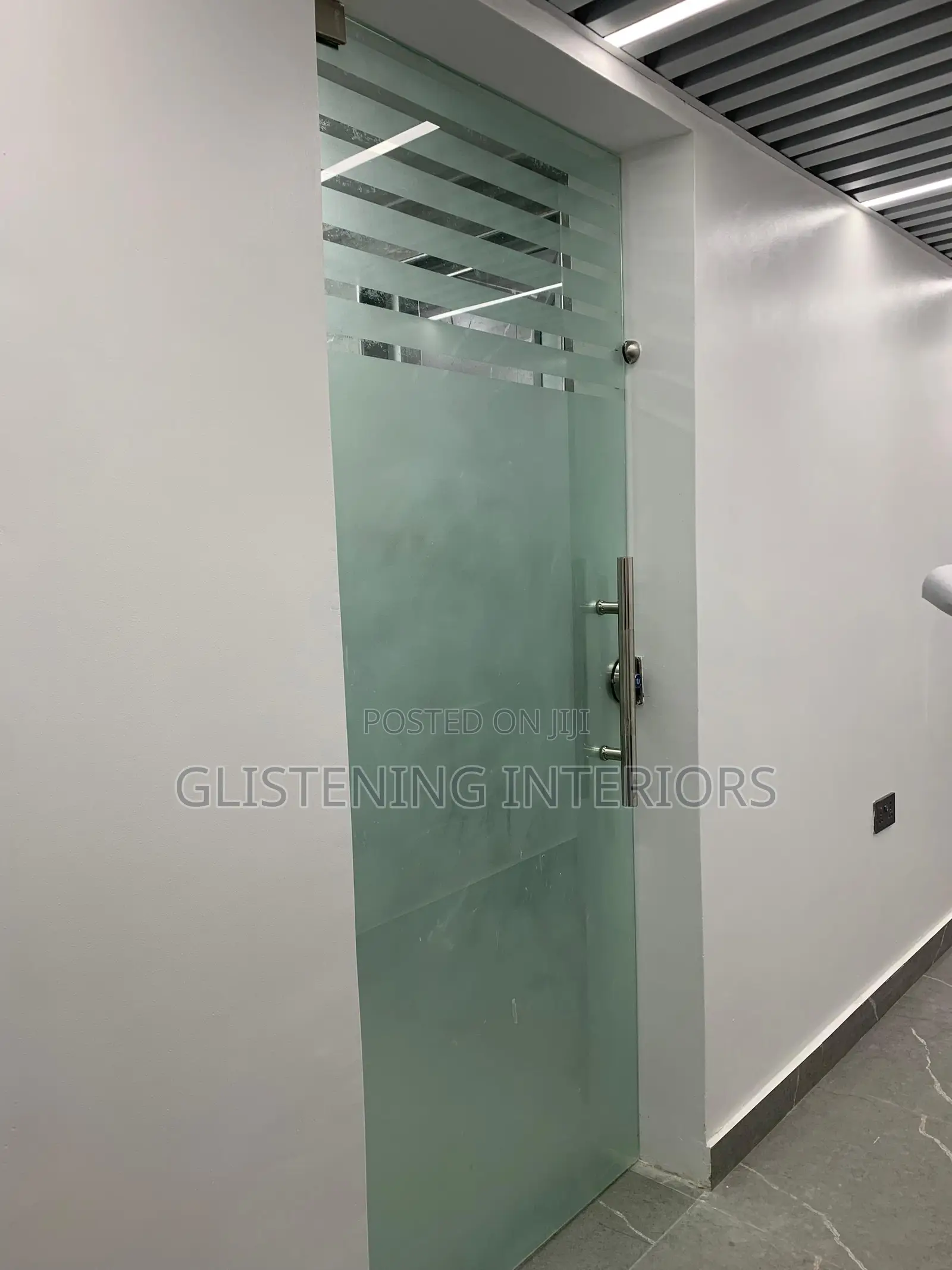 Frameless Door 10mm Tempered Plan Frosted Glass