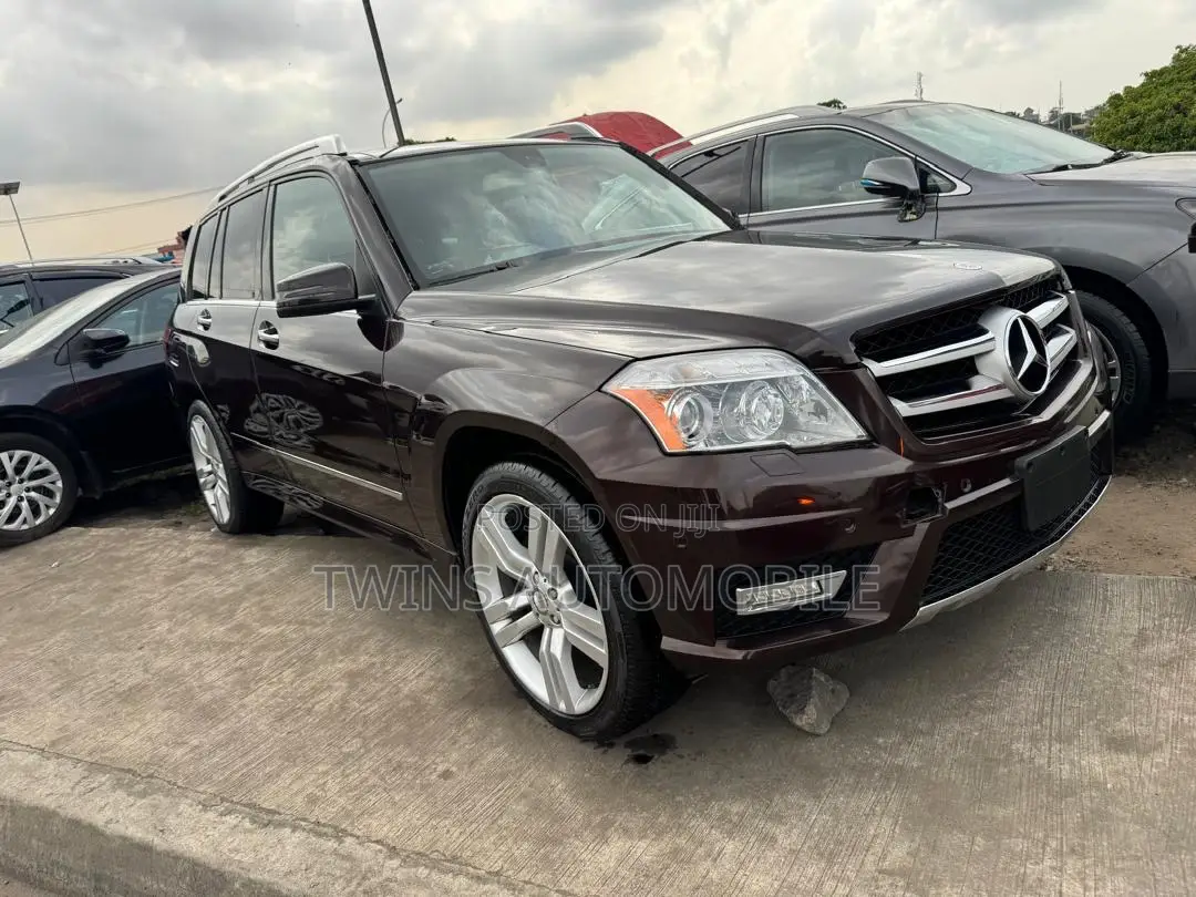 Mercedes-Benz GLK-Class 350 4MATIC 2012 Brown