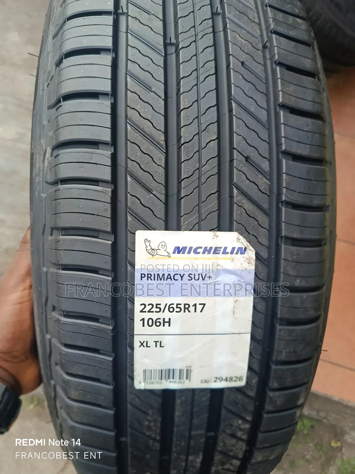 225/65r17 Michelin Tire