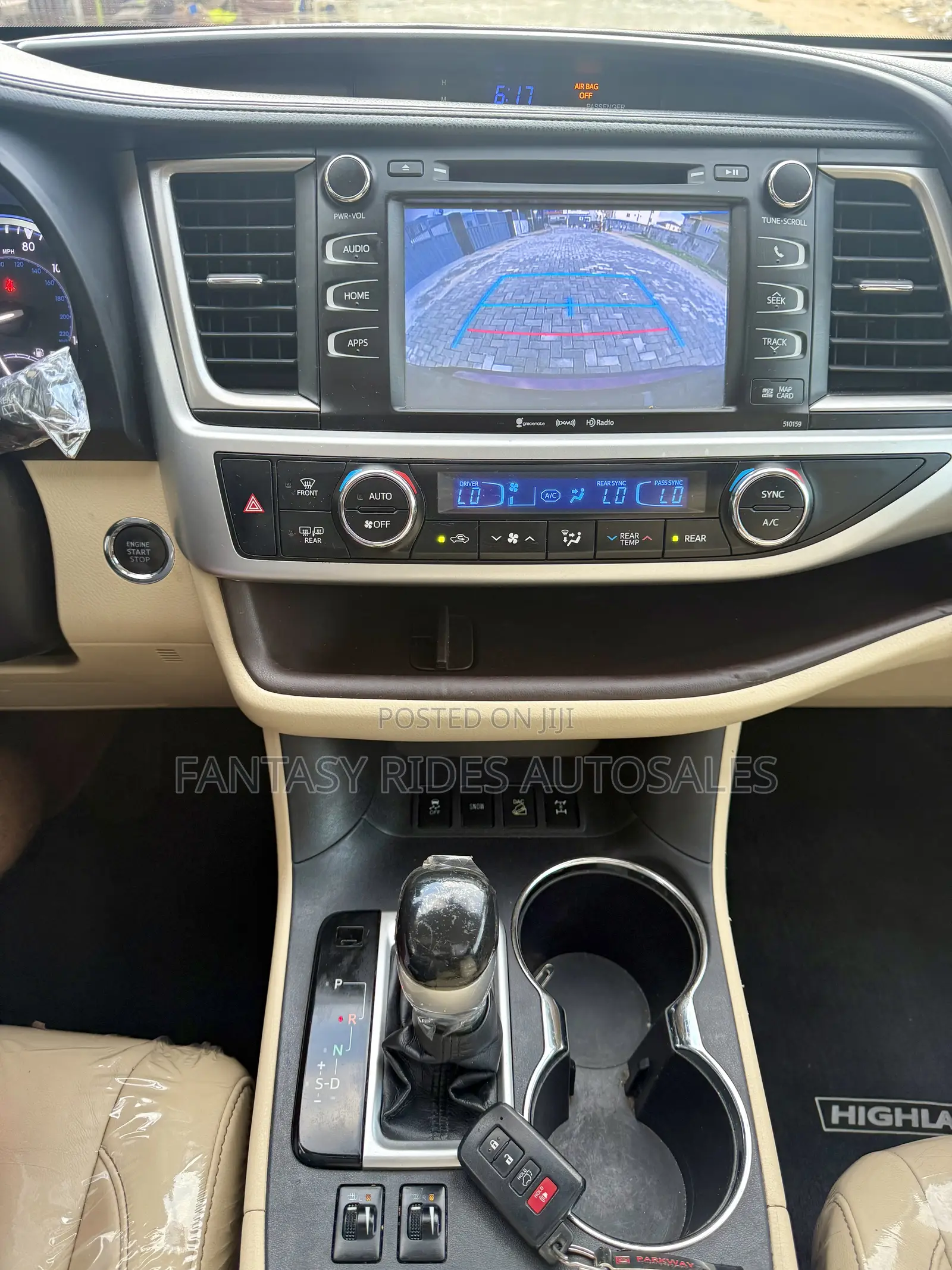 Toyota Highlander XLE 4x4 V6 (3.5L 6cyl 8A) 2017 Burgundy