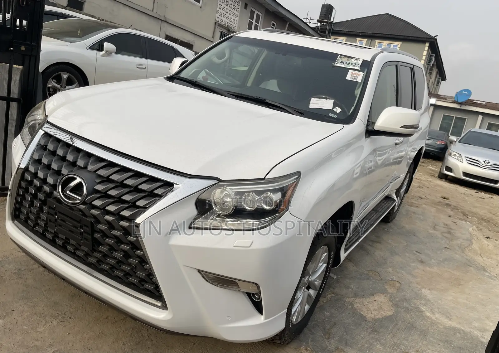 Lexus GX 460 Base 2016 White