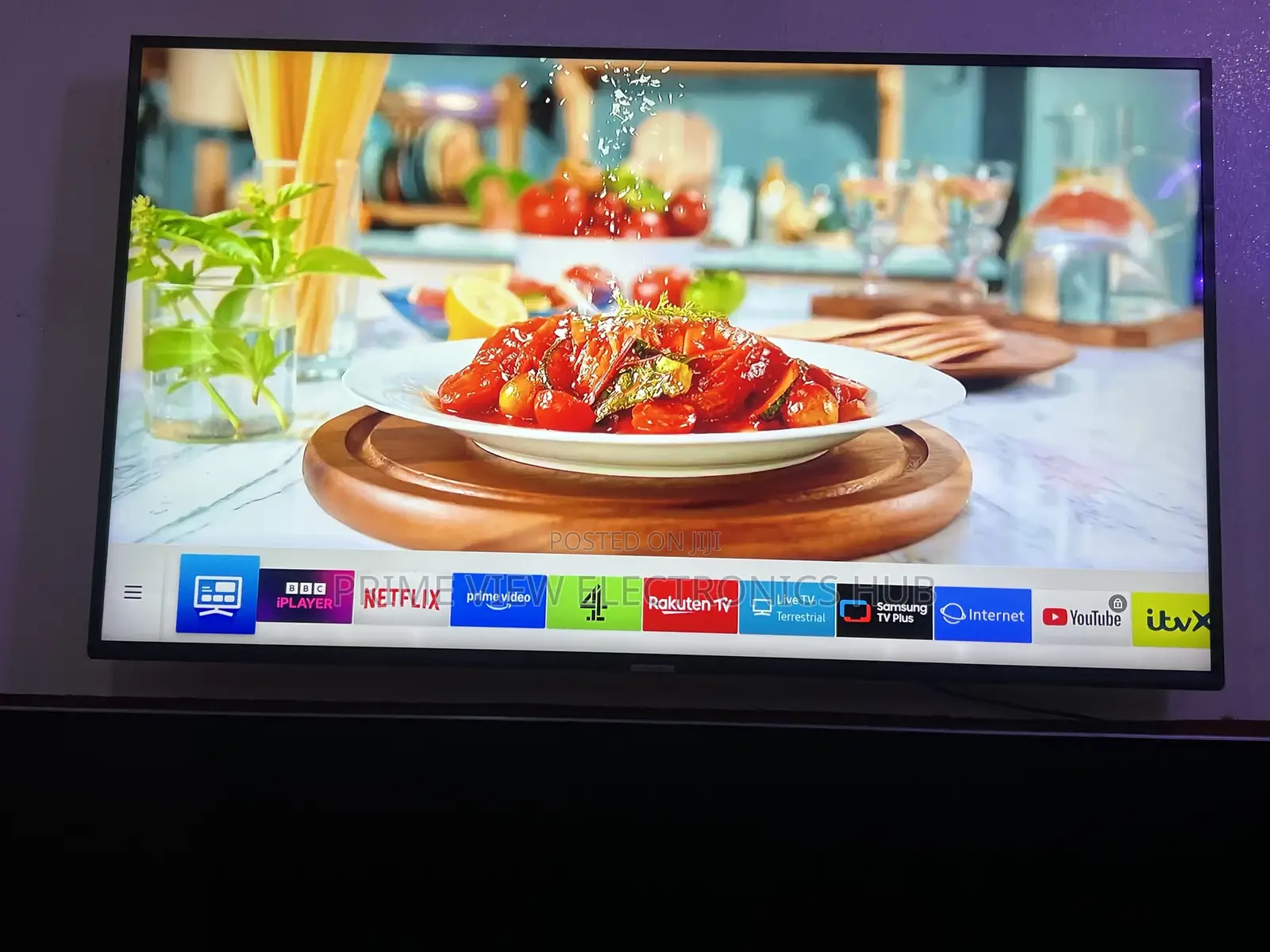 Samsung 50 Smart Tv With Bluetooth, Netflix and More
