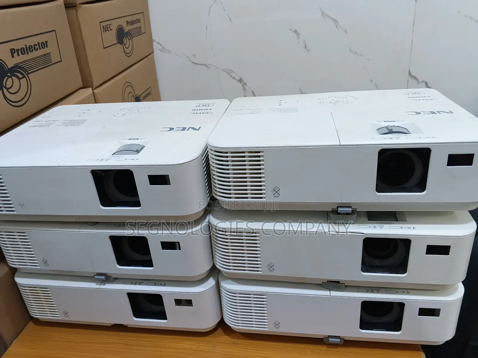 Nec Np-v332x 3300 Lumens 3d Ready Dlp Projector