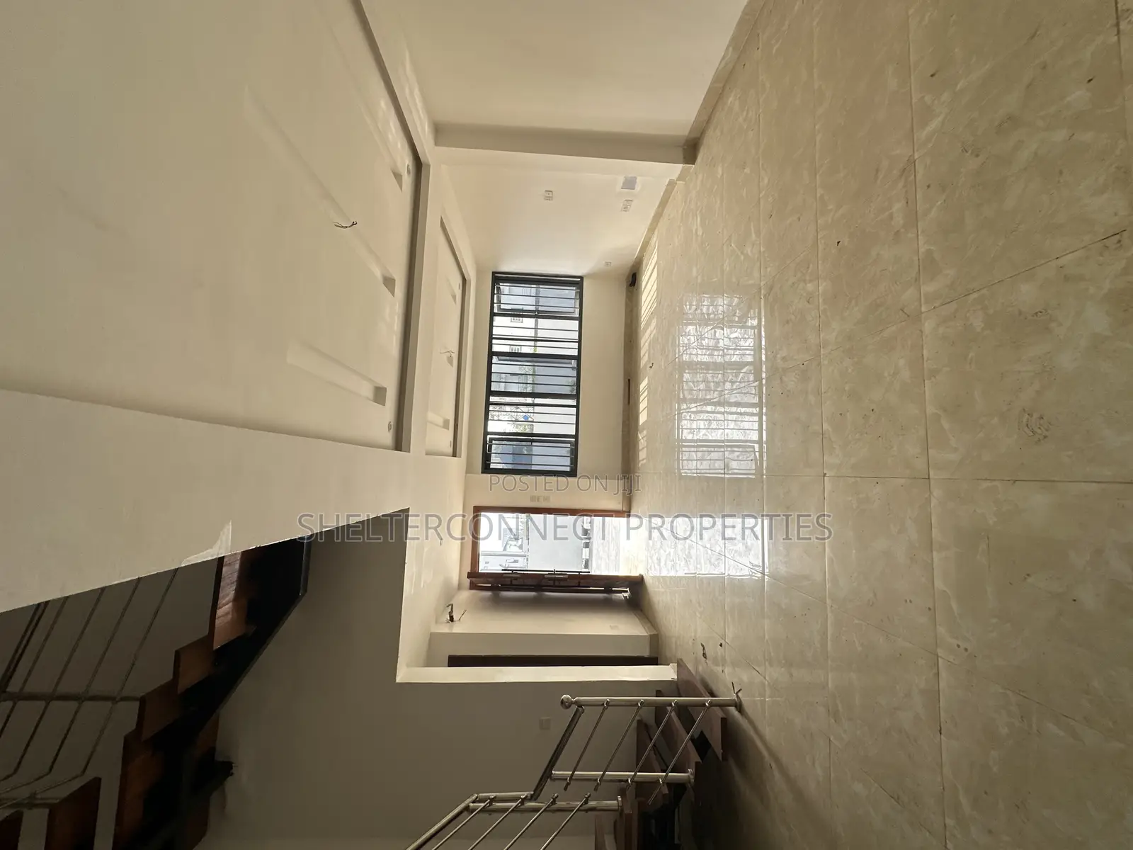 4bdrm Townhouse / Terrace in Lekki Phase 1 for rent