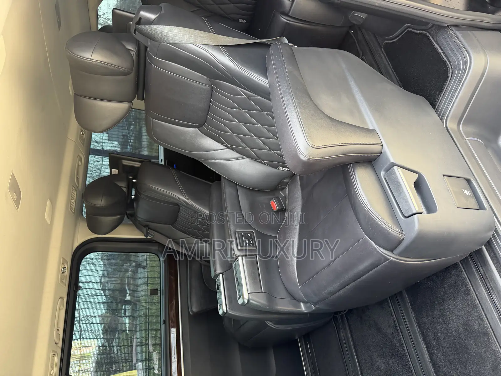 Toyota Granvia 2023 Black