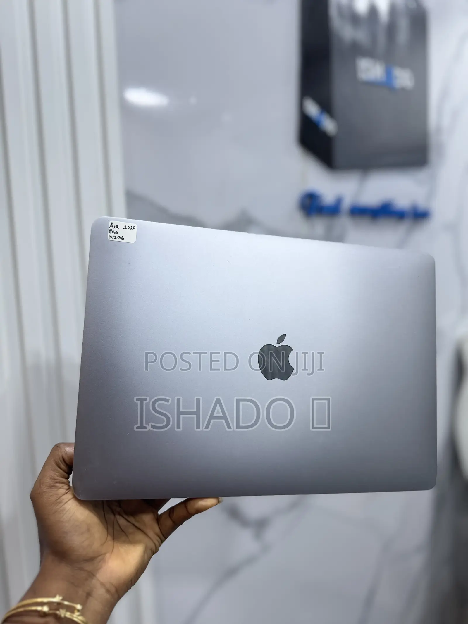 Laptop Apple MacBook Air 2020 8GB Intel Core i5 SSD 512GB