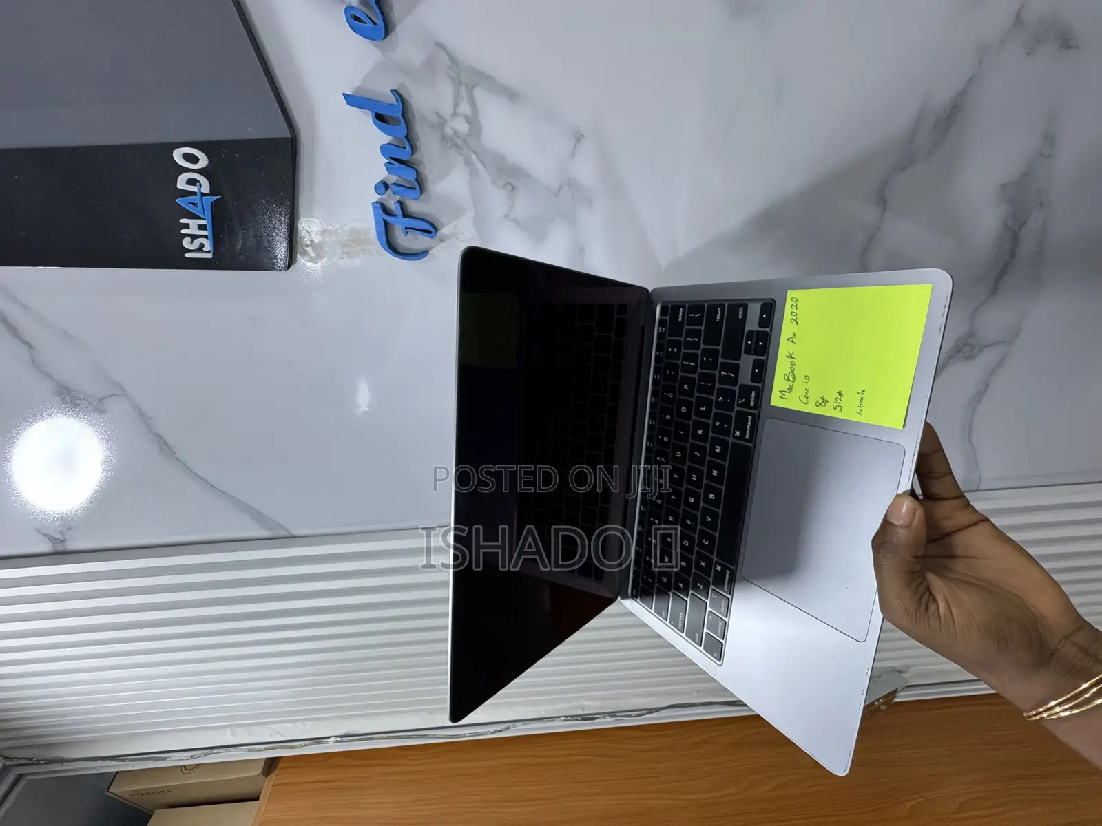 Laptop Apple MacBook Air 2020 8GB Intel Core i5 SSD 512GB