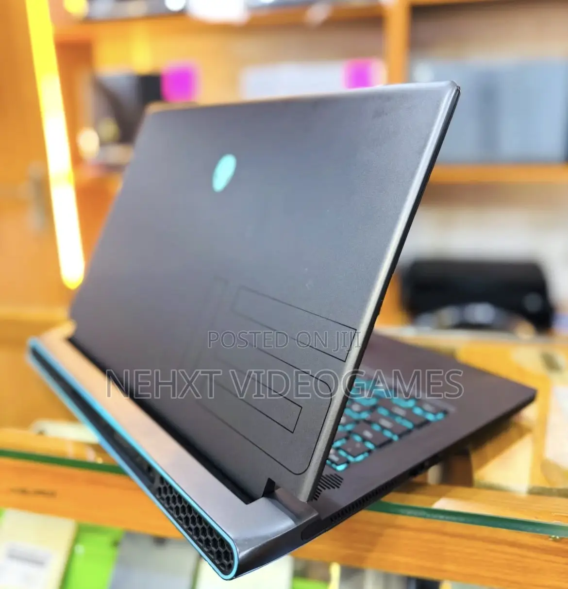 Laptop Alienware M15 r3 16GB Intel Core Ultra 7 SSD 1T