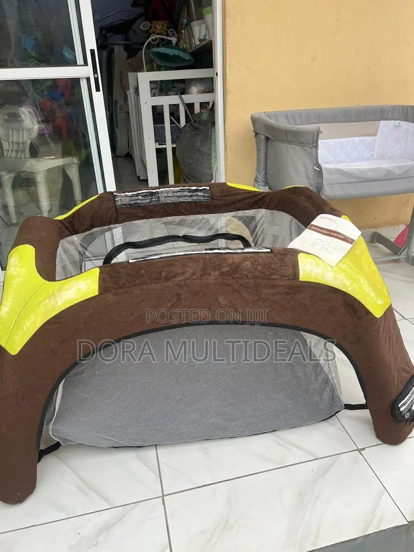 Travel Inflatable Camp Bed, Pump and Mattress