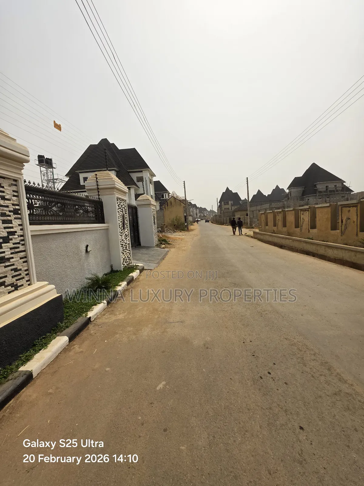 5bdrm Duplex in Dakwo Districts for sale