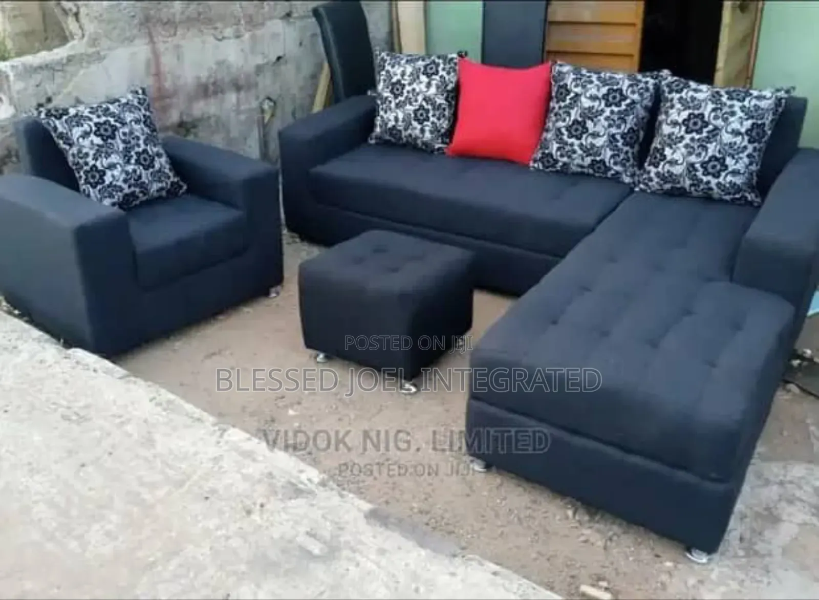 Single Sofa, Table and L Shape