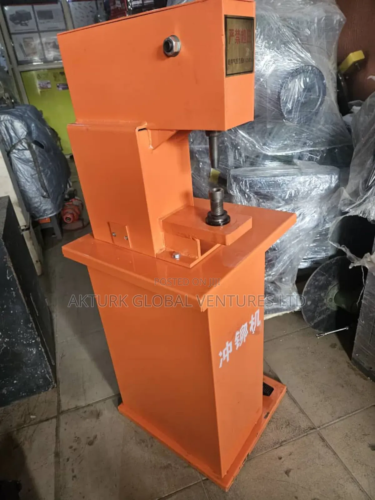 Heavy Duty Brake Lining Rivet Machine