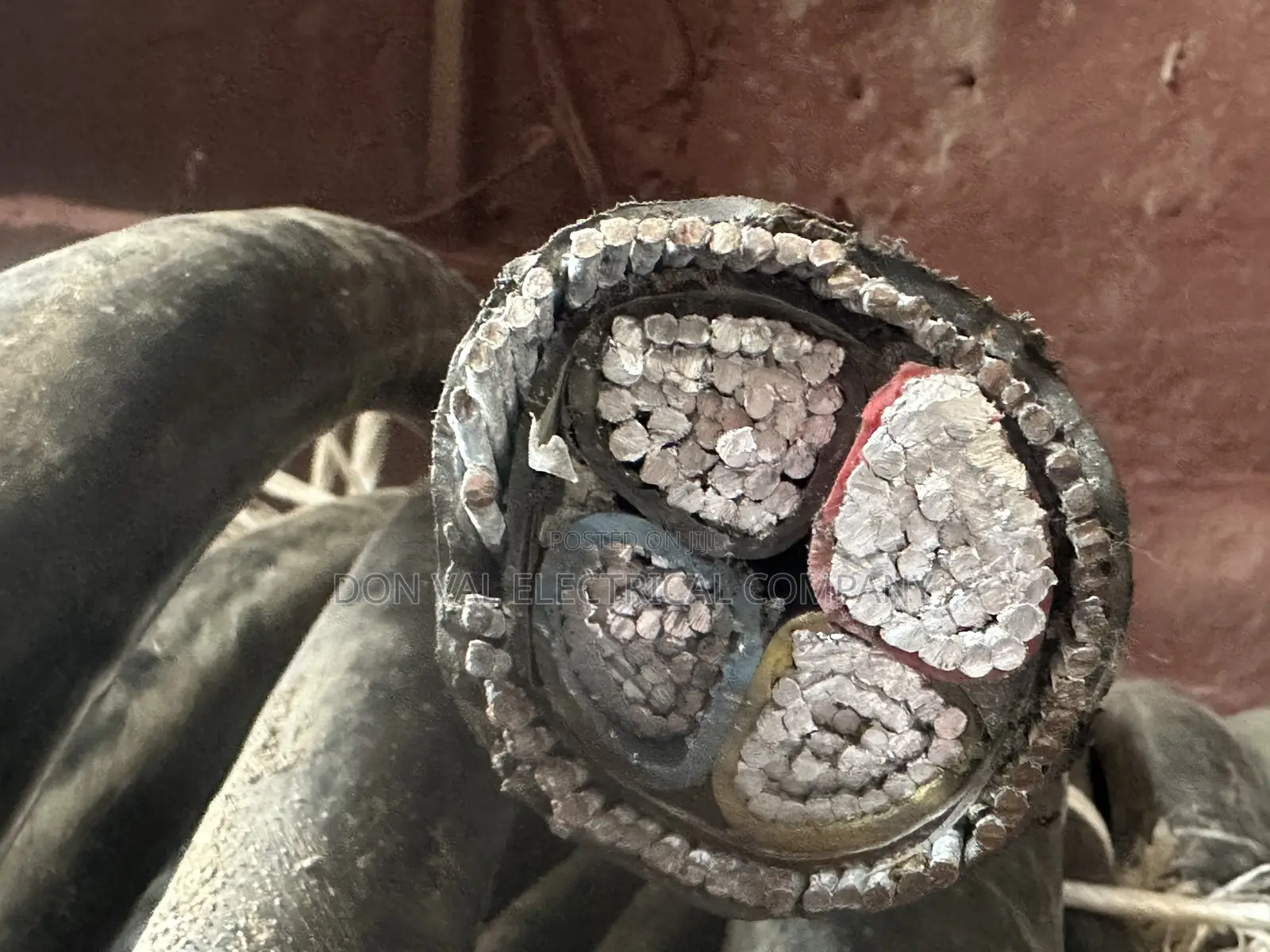 4cx120mm Aluminum Power Cable