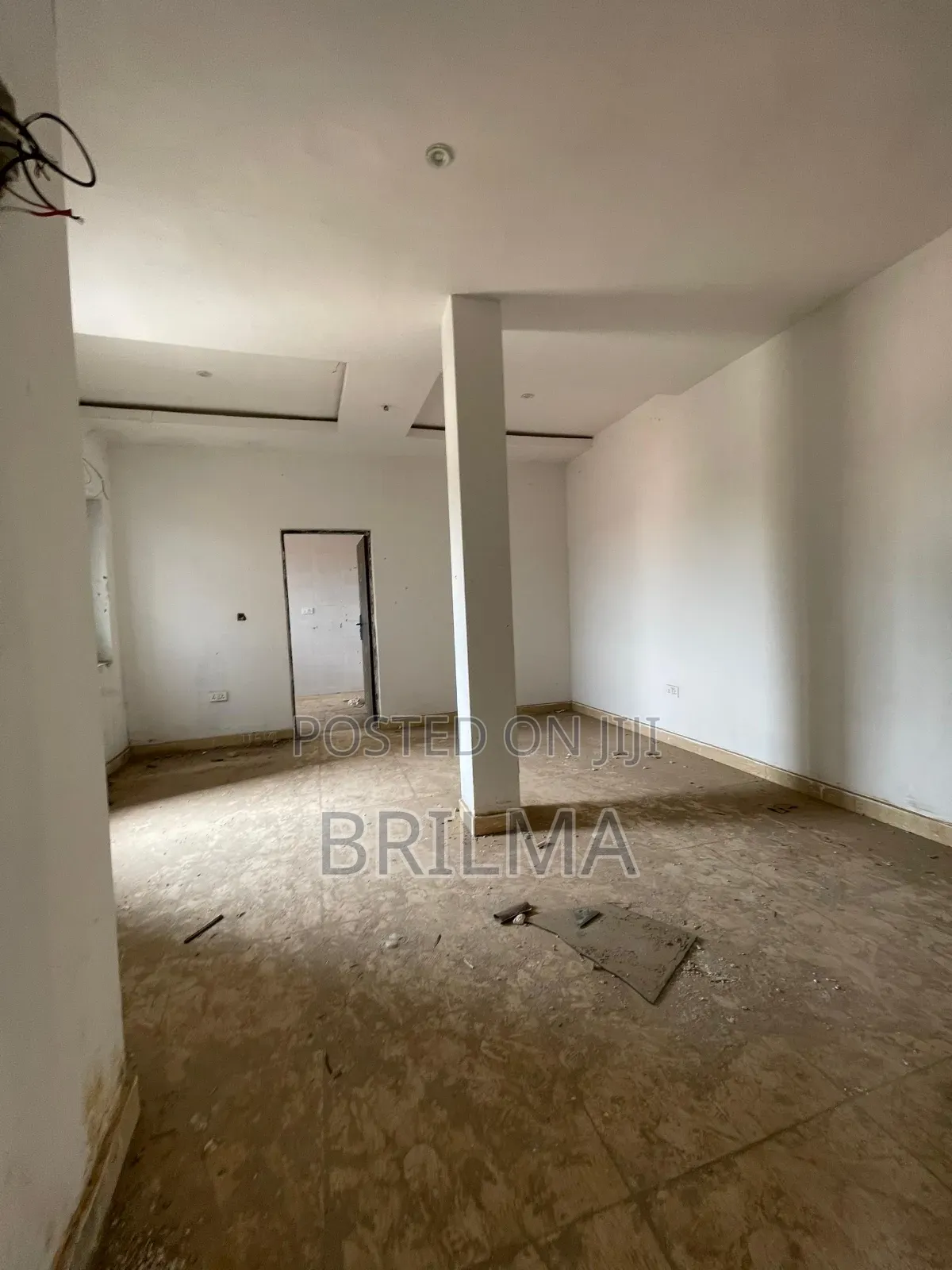 3bdrm Block of Flats in Mabushi for sale
