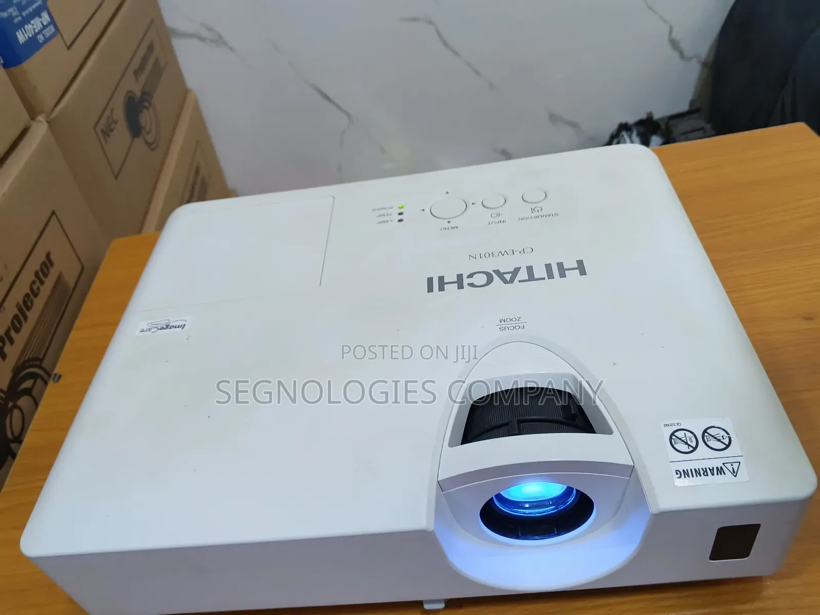 Hitachi Cp-ew301n 3000 Lumens Wxga 3lcd Projector