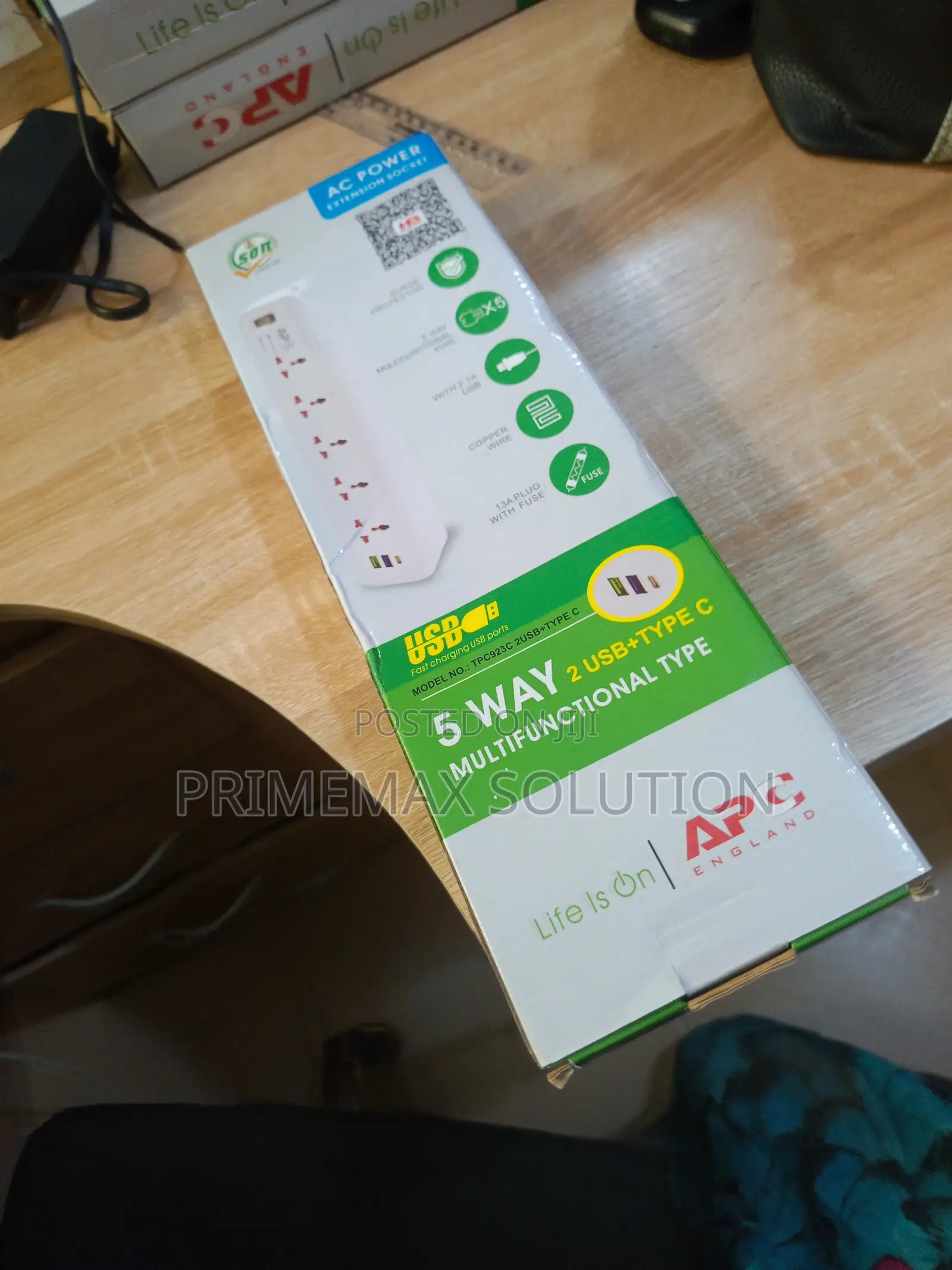 Smart 5-Way Extension Box With Multiple Ports
