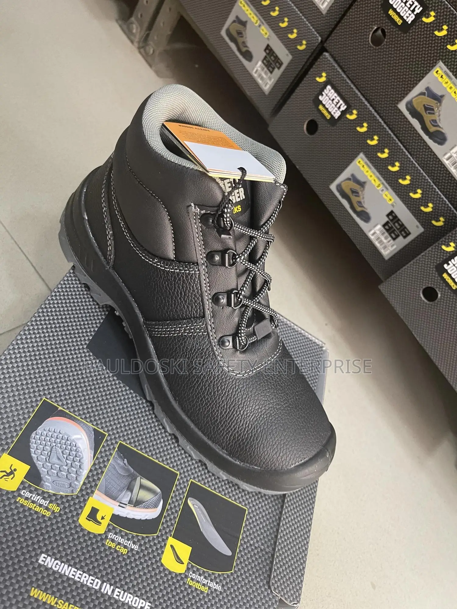 Best Boy Safety Jogger Boot