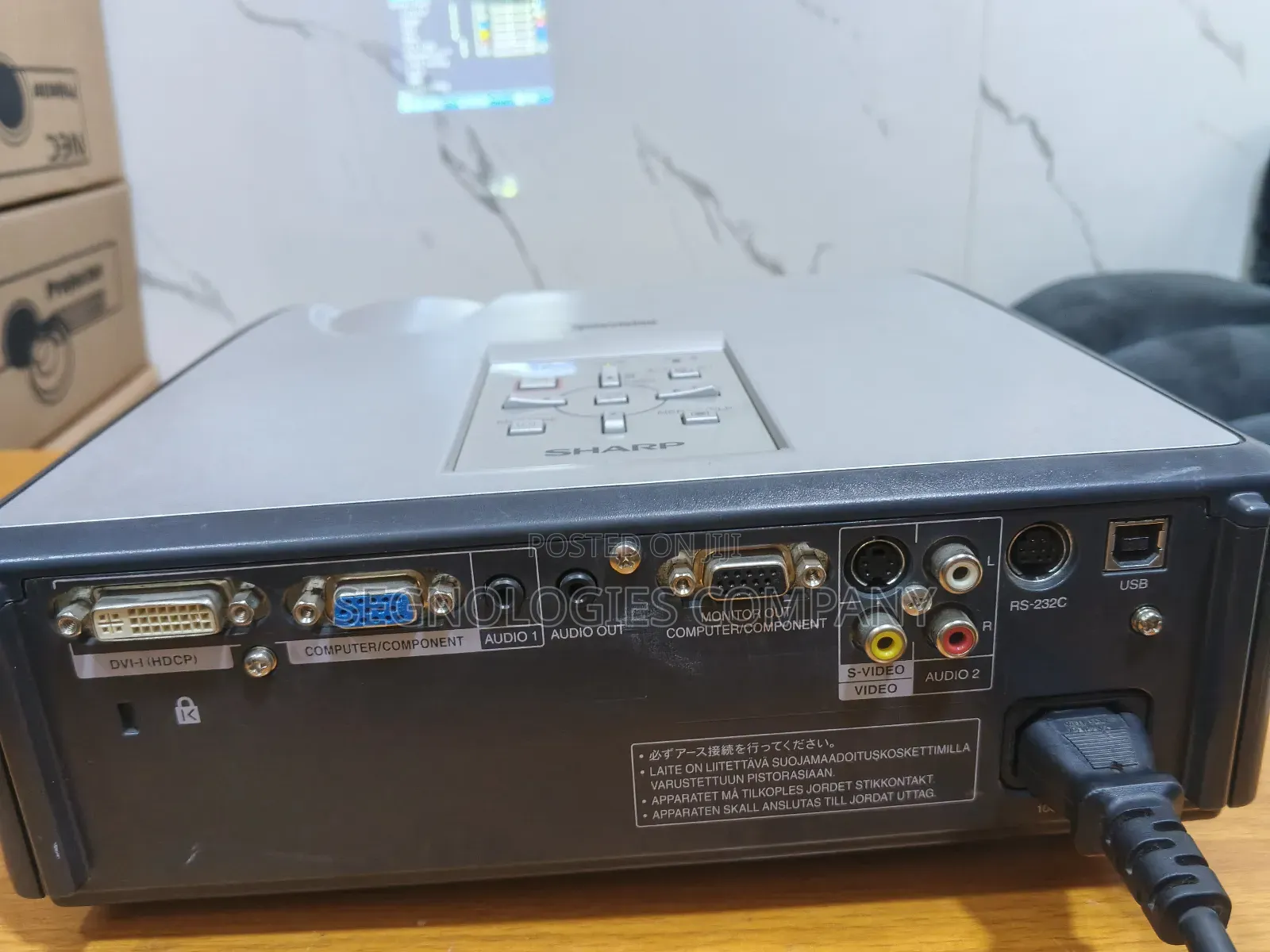 Sharp Pg-f212x-l Conference/Classroom Dlp Multimedia Projector