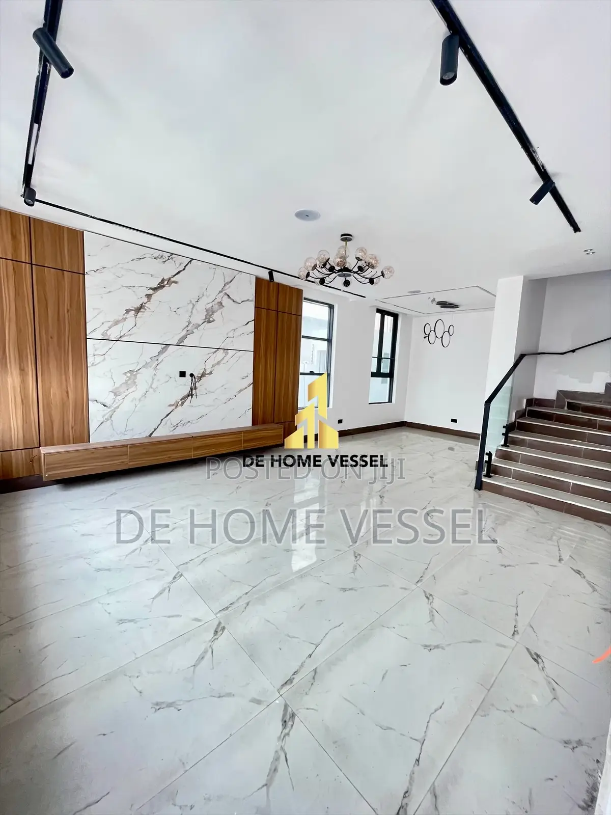 5bdrm Duplex in Lekki for sale