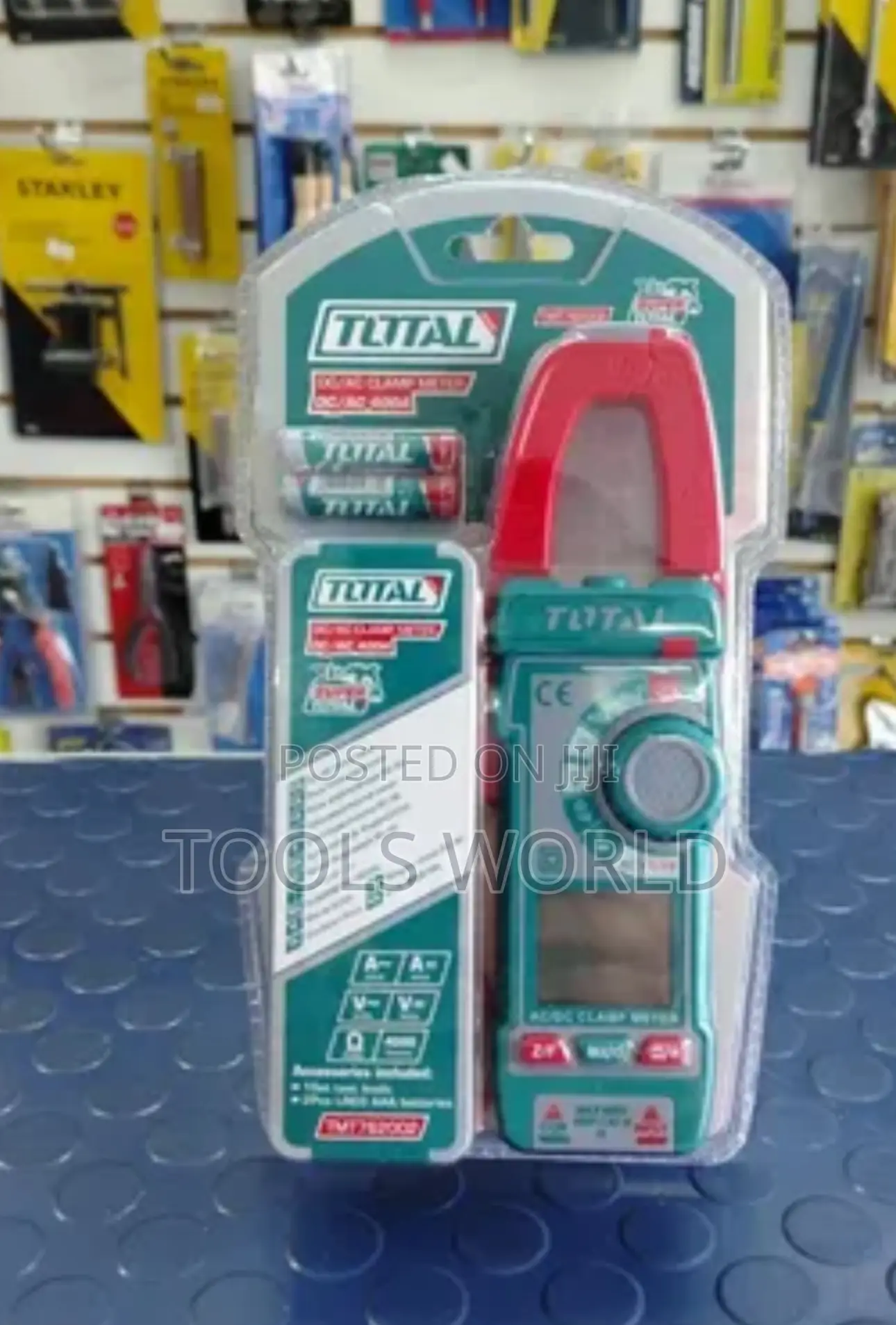 Total Dc/Ac Clamp Meter 400a – True RMS 4000 Counts With Flashlight