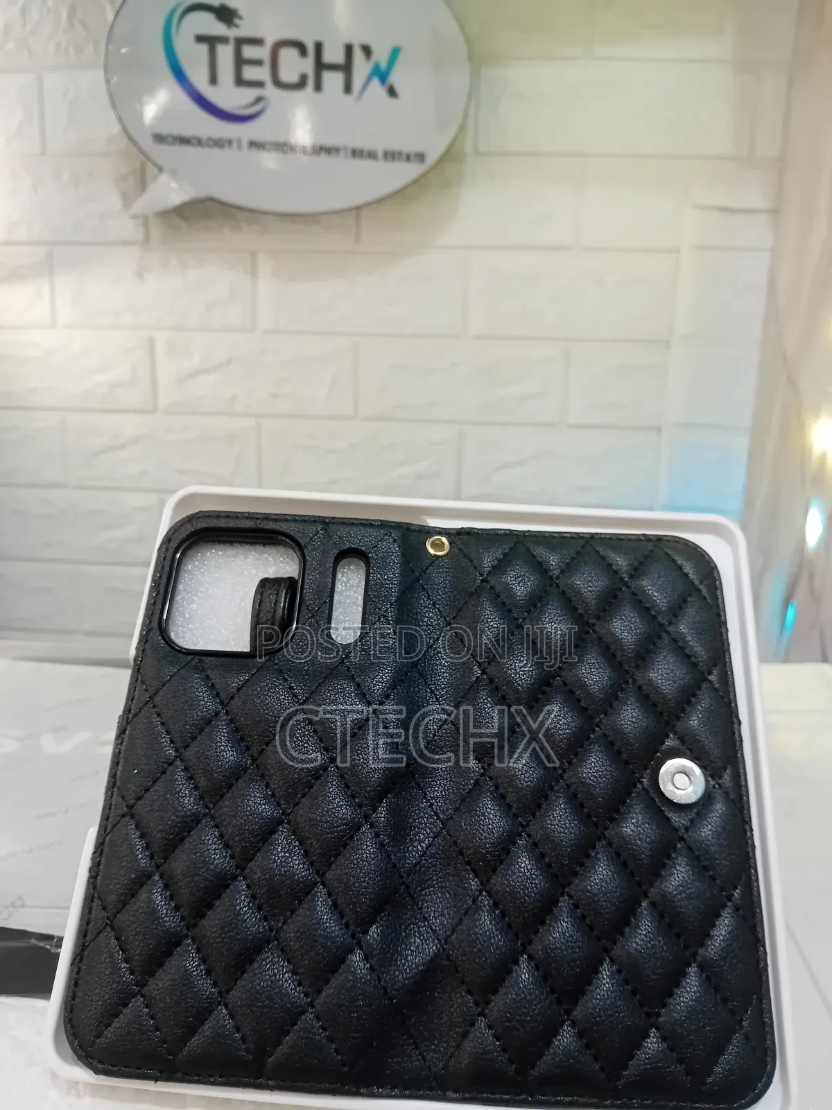Ocase For iPhone 17 Pro Max ,Rfid Blocking, Card Holders, Argyle Black