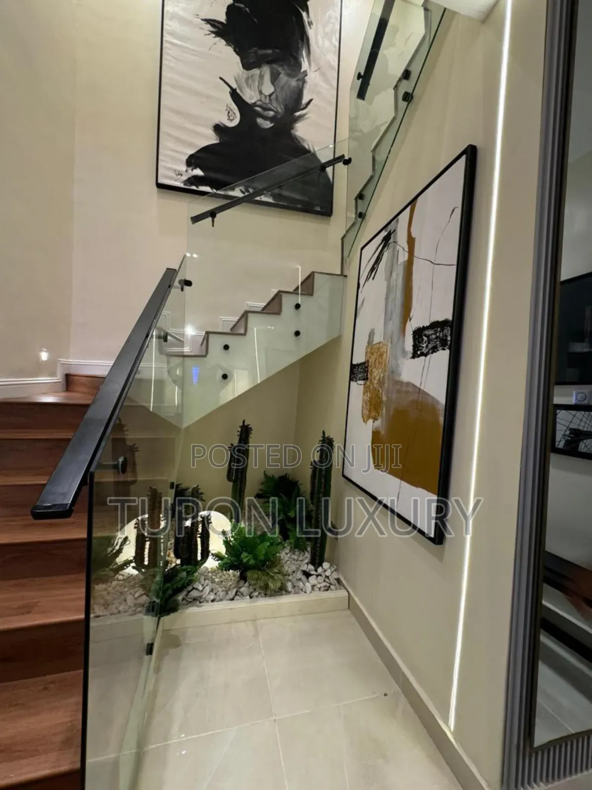 Luxury 2bed/3bed Terrace With Pool, Gym, Dinning Table and Bath-Tub