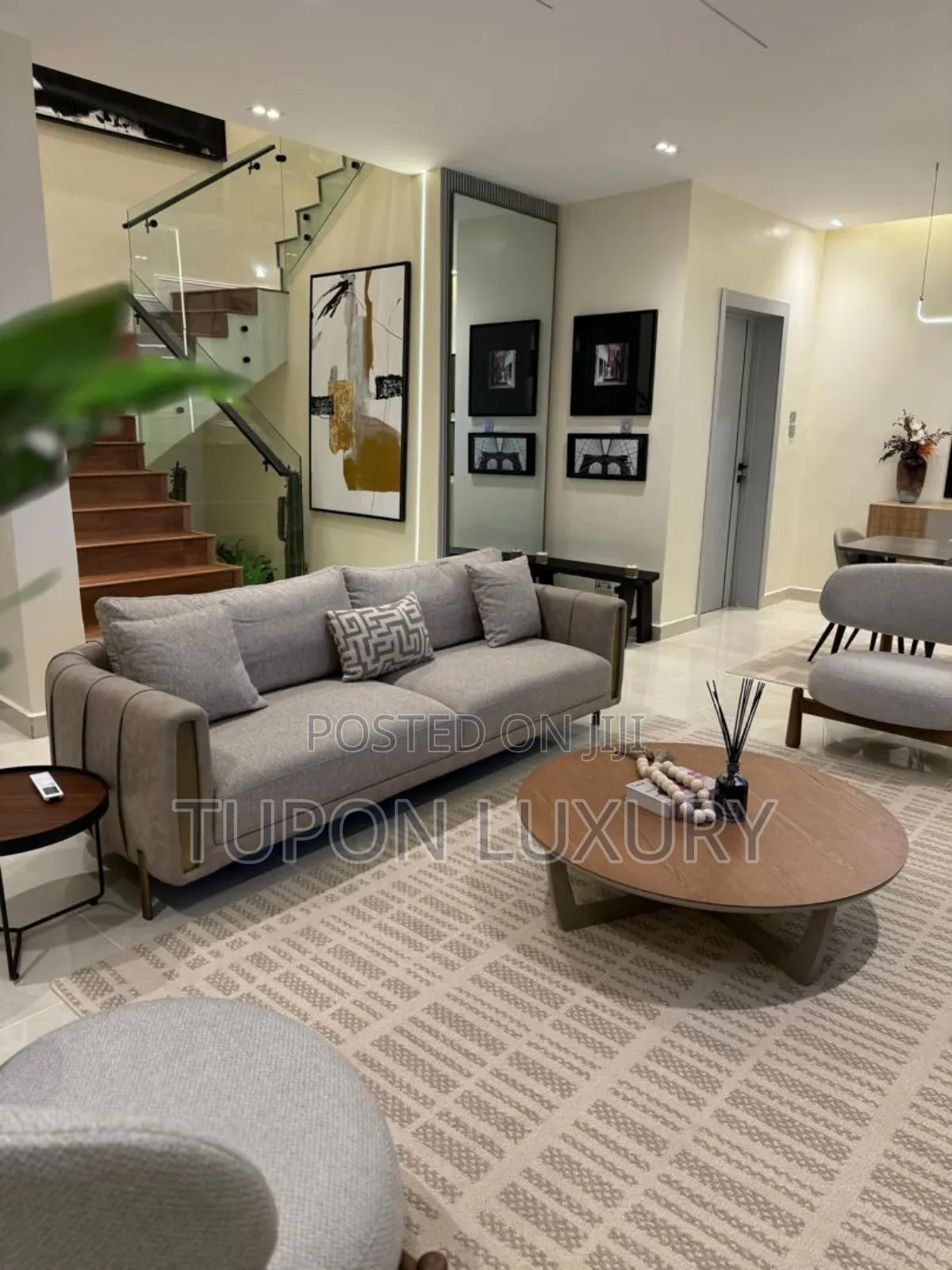 Luxury 2bed/3bed Terrace With Pool, Gym, Dinning Table and Bath-Tub