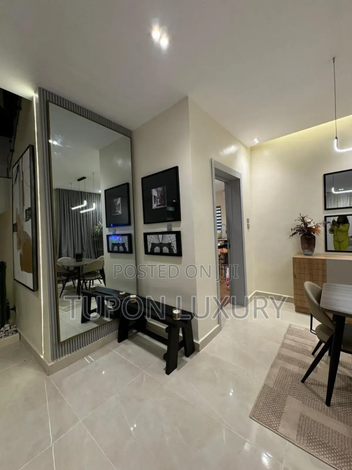 Luxury 2bed/3bed Terrace With Pool, Gym, Dinning Table and Bath-Tub