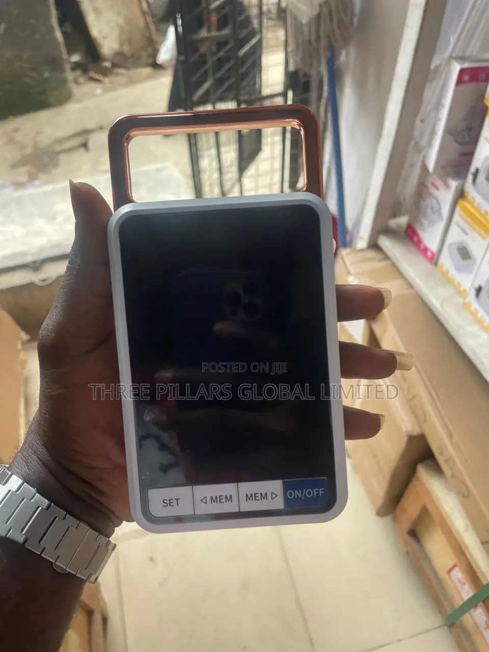 Upper Arm Electronic Sphygmomanometer